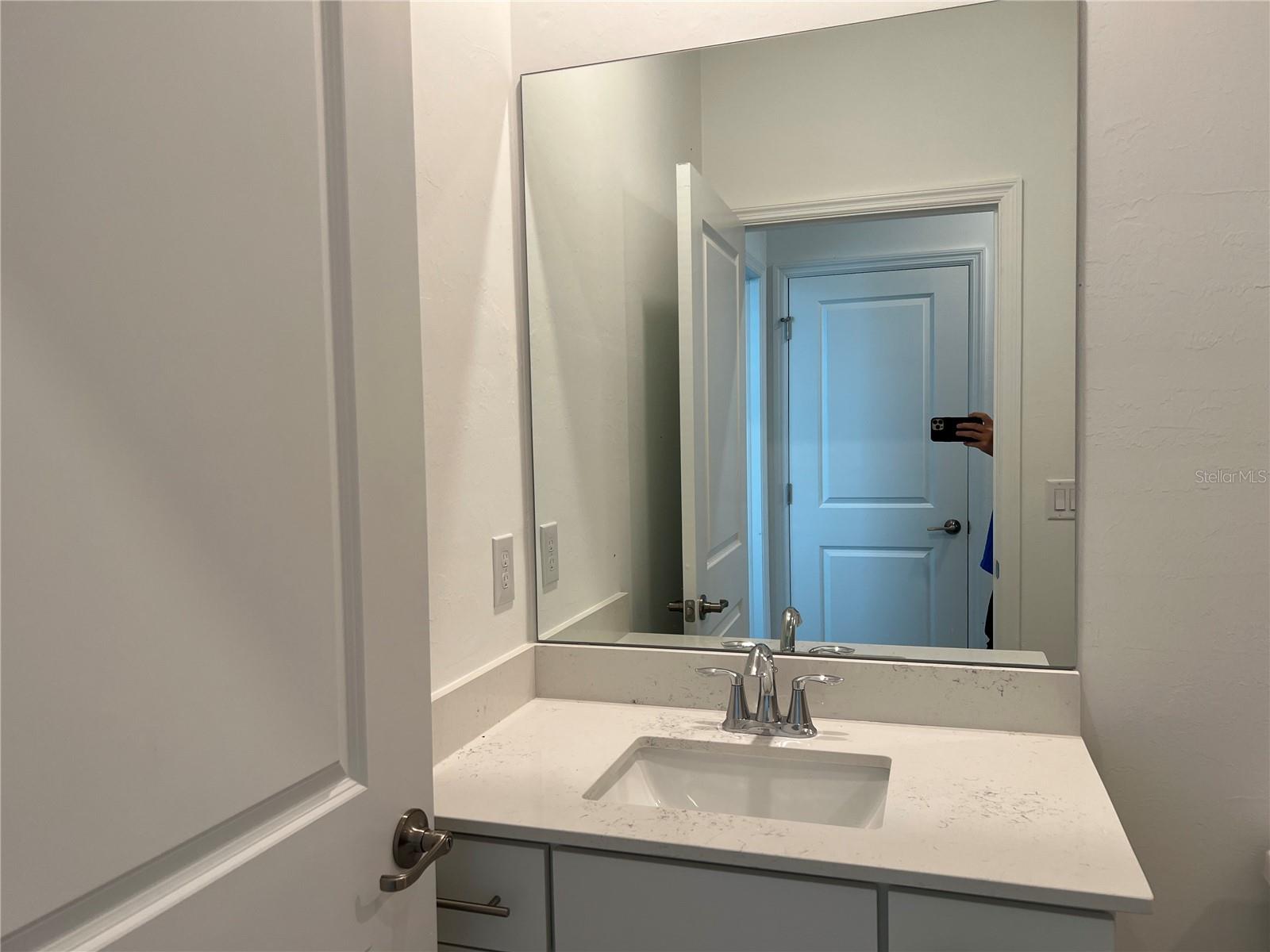 Image 6 of 14 For 11319 Burgundy Drive