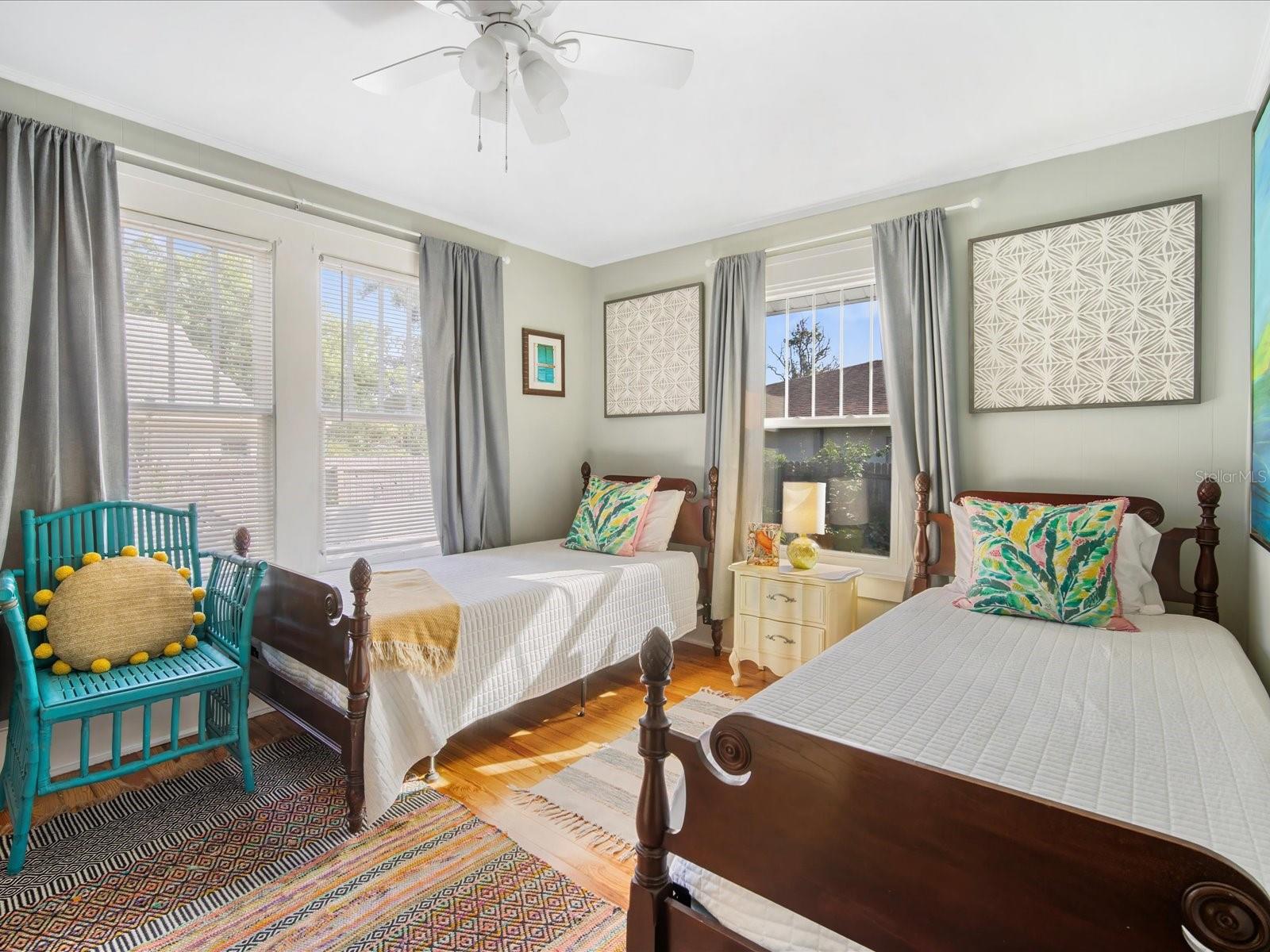 Image 16 of 43 For 2822 4th Avenue W