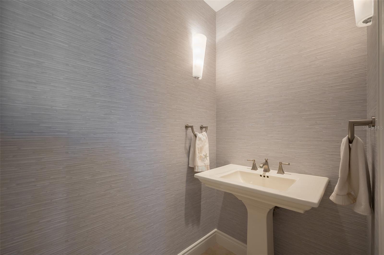 Image 12 of 84 For 2050 Benjamin Franklin Drive A601