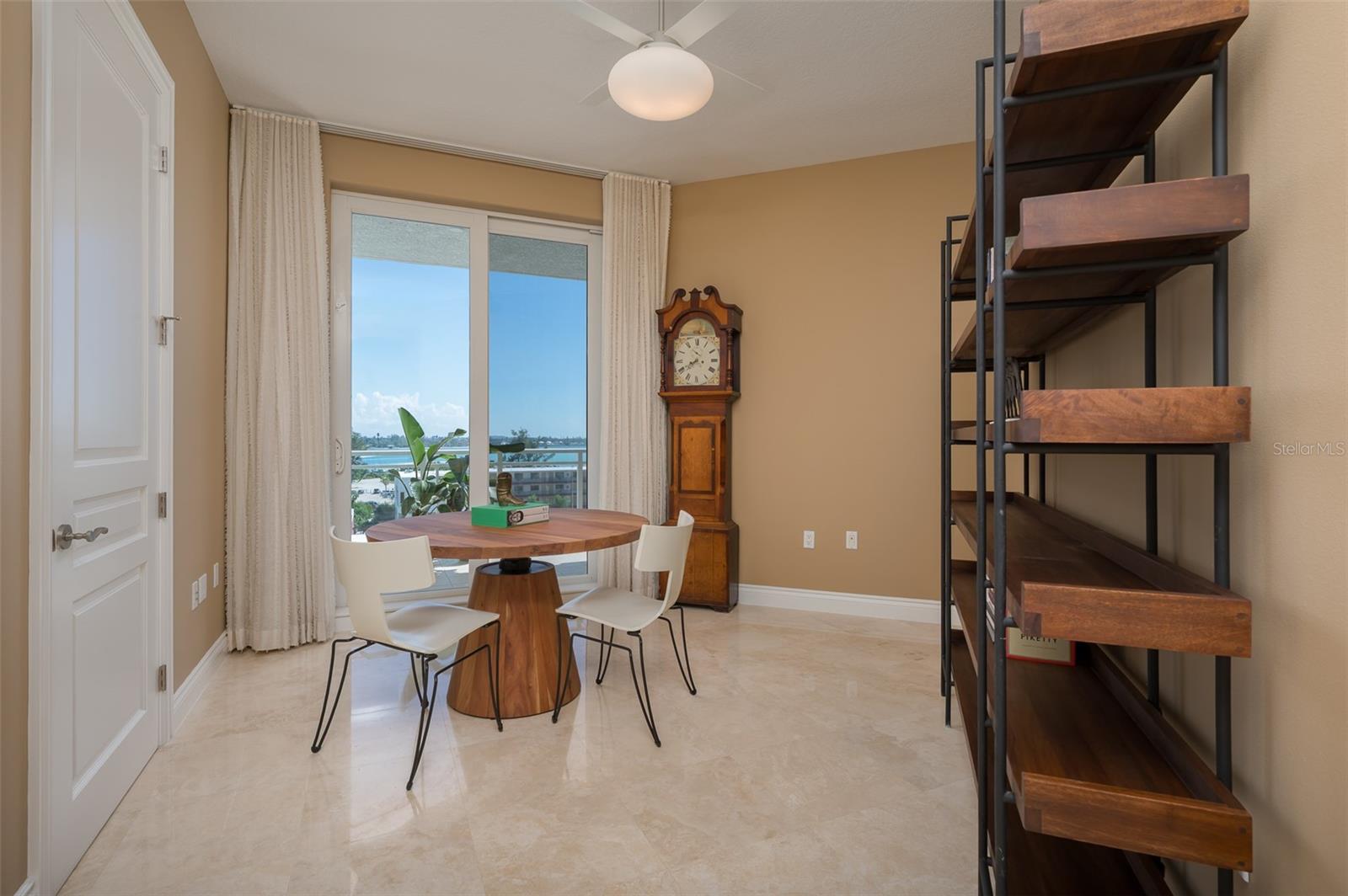 Image 33 of 84 For 2050 Benjamin Franklin Drive A601