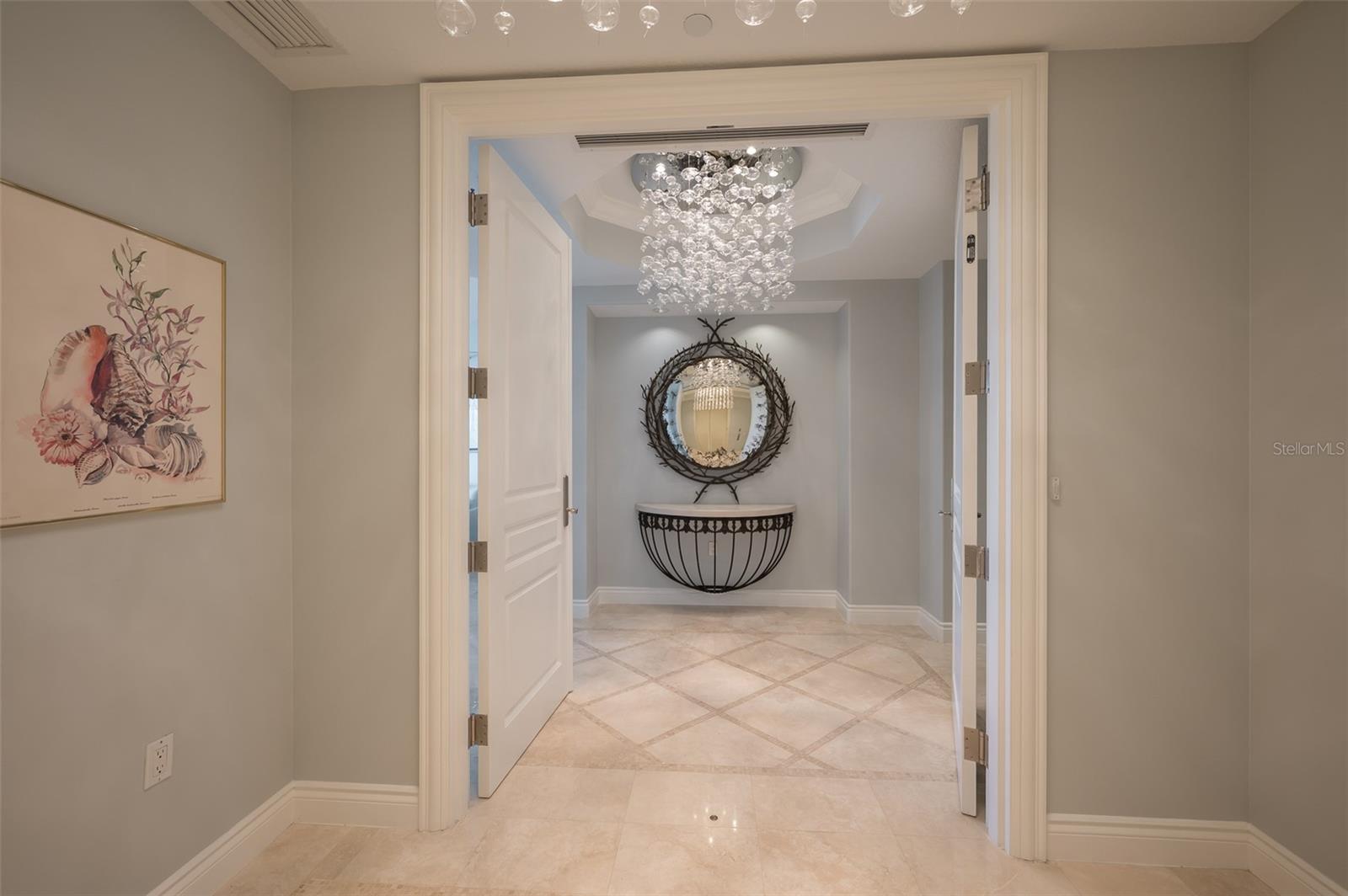 Image 4 of 84 For 2050 Benjamin Franklin Drive A601