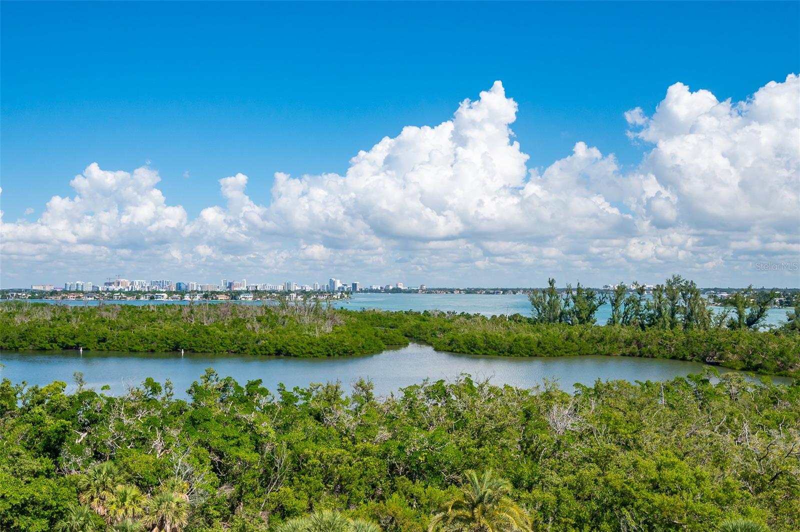 Image 41 of 84 For 2050 Benjamin Franklin Drive A601