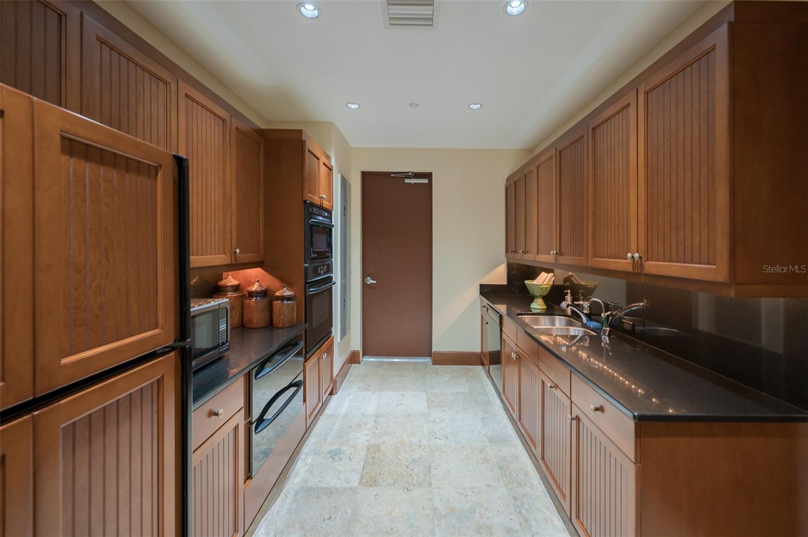 Image 48 of 84 For 2050 Benjamin Franklin Drive A601