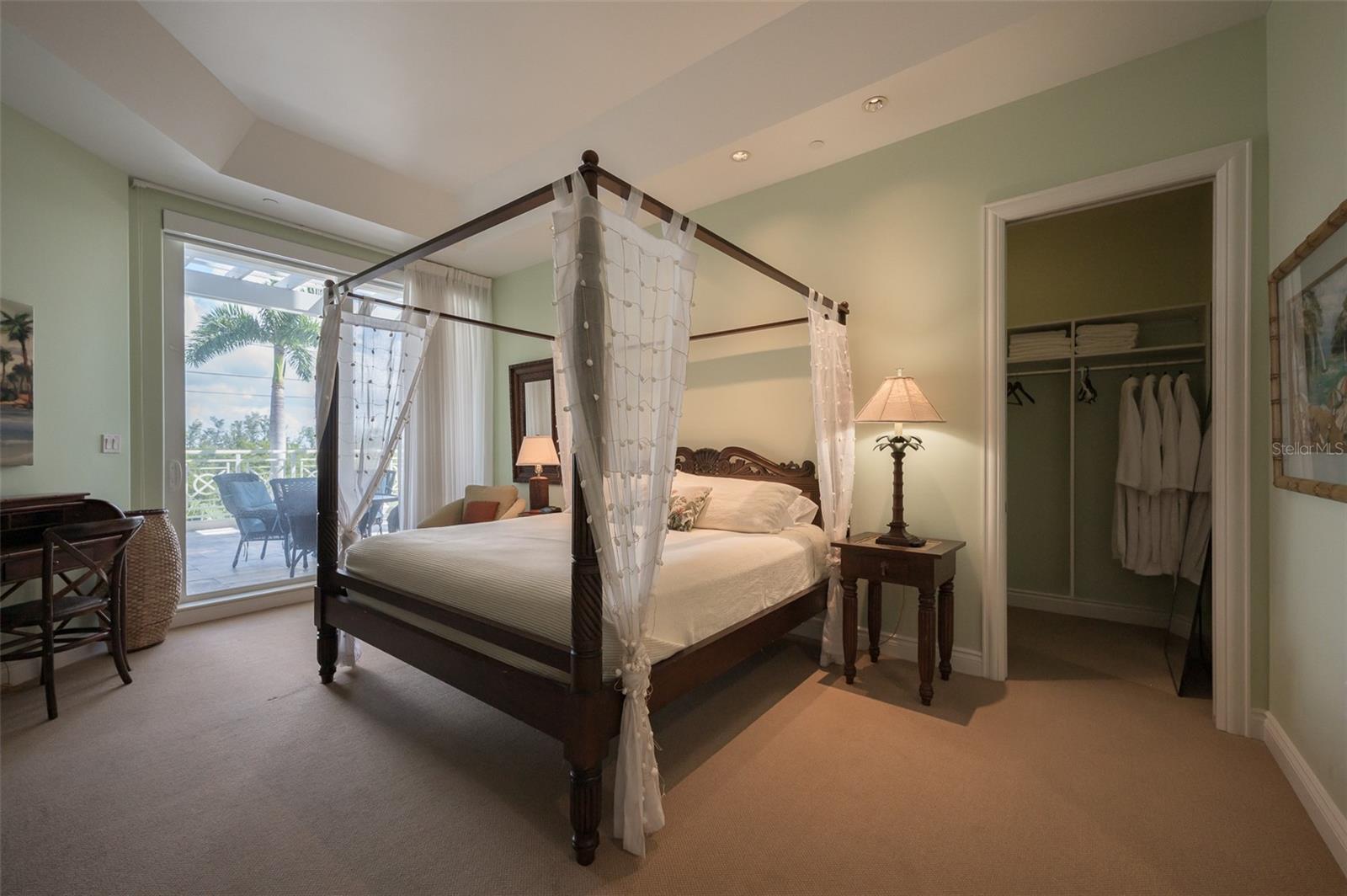 Image 64 of 84 For 2050 Benjamin Franklin Drive A601