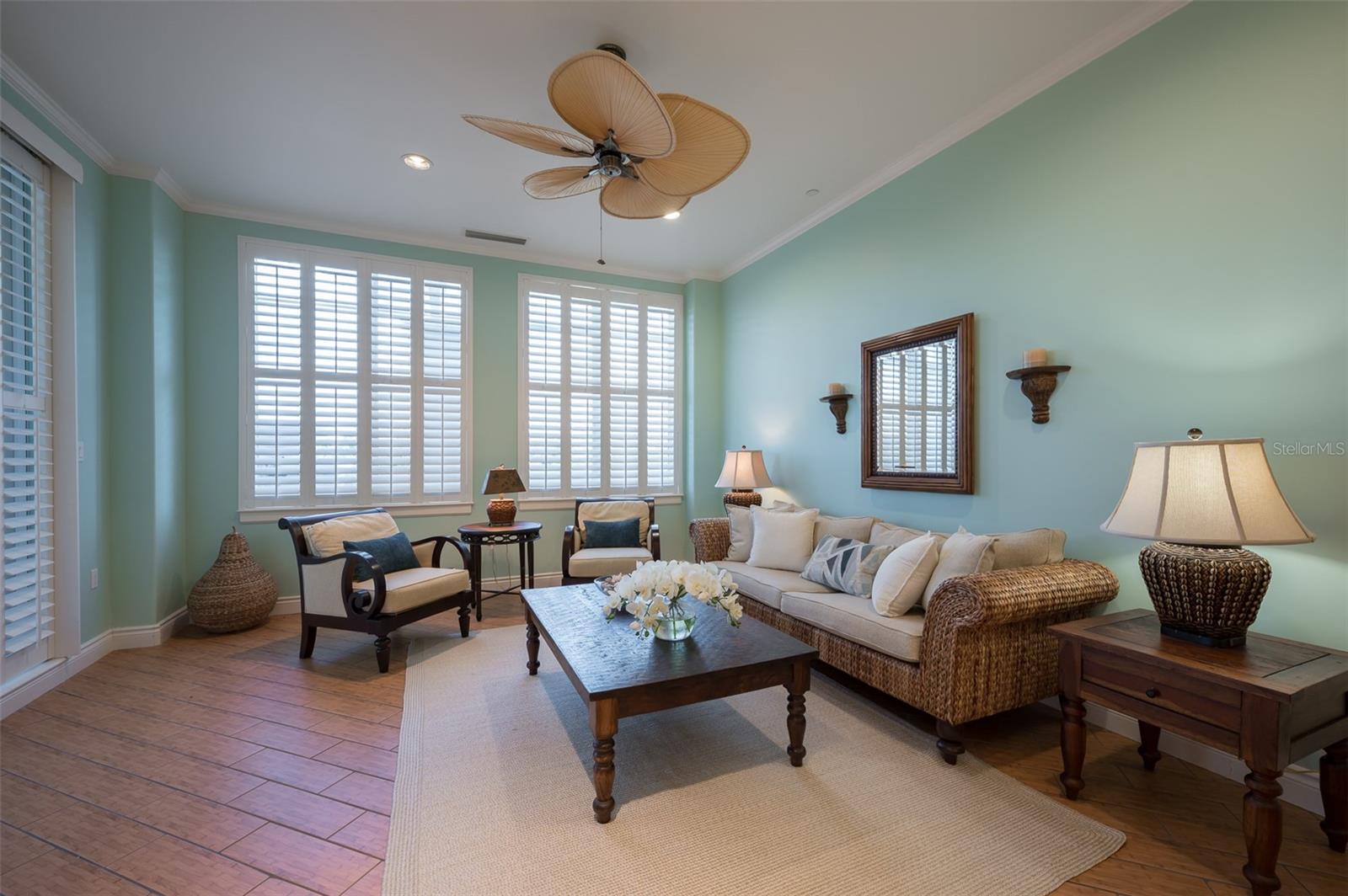 Image 68 of 84 For 2050 Benjamin Franklin Drive A601