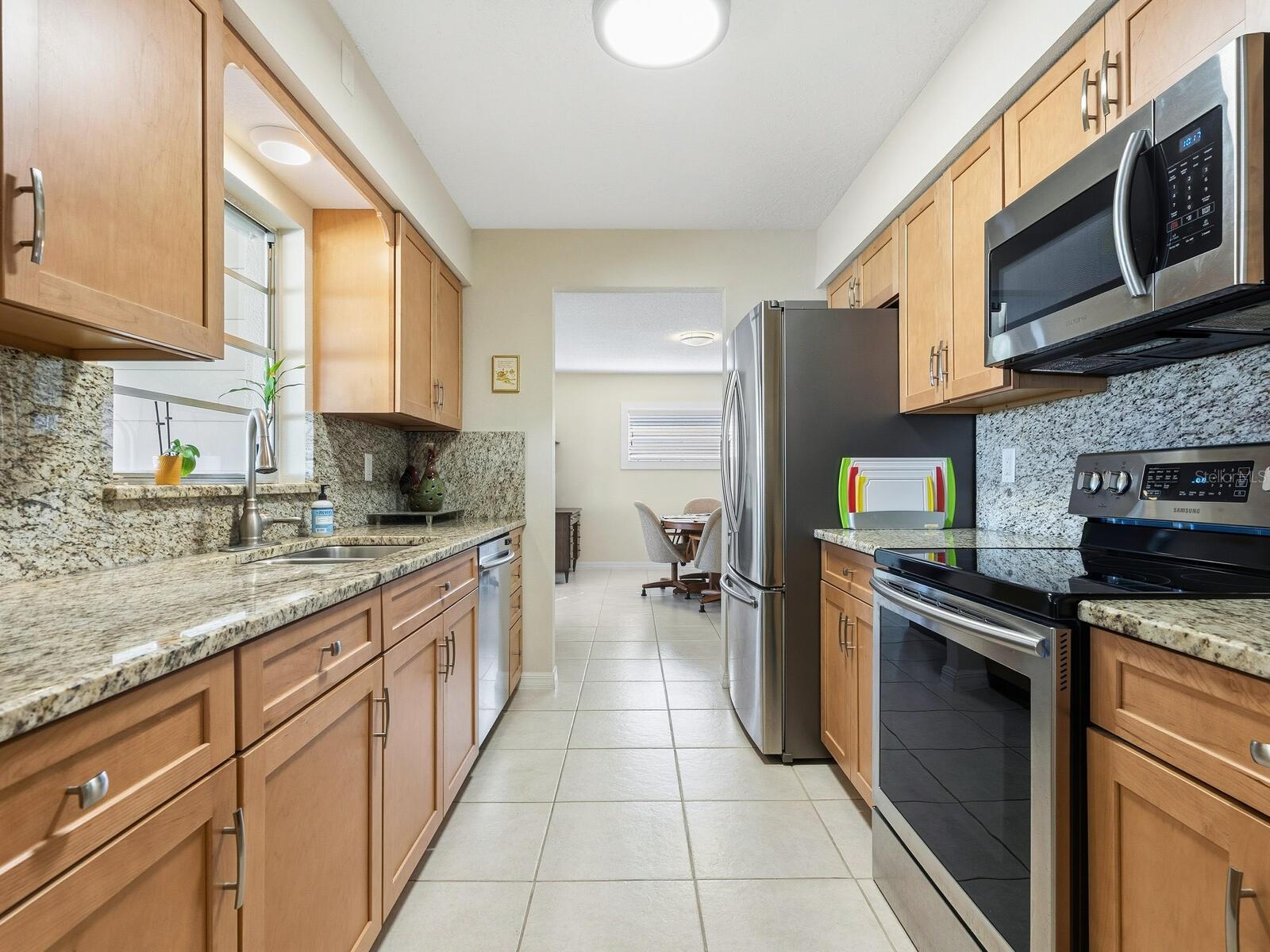 Image 11 of 49 For 2914 22nd Avenue W