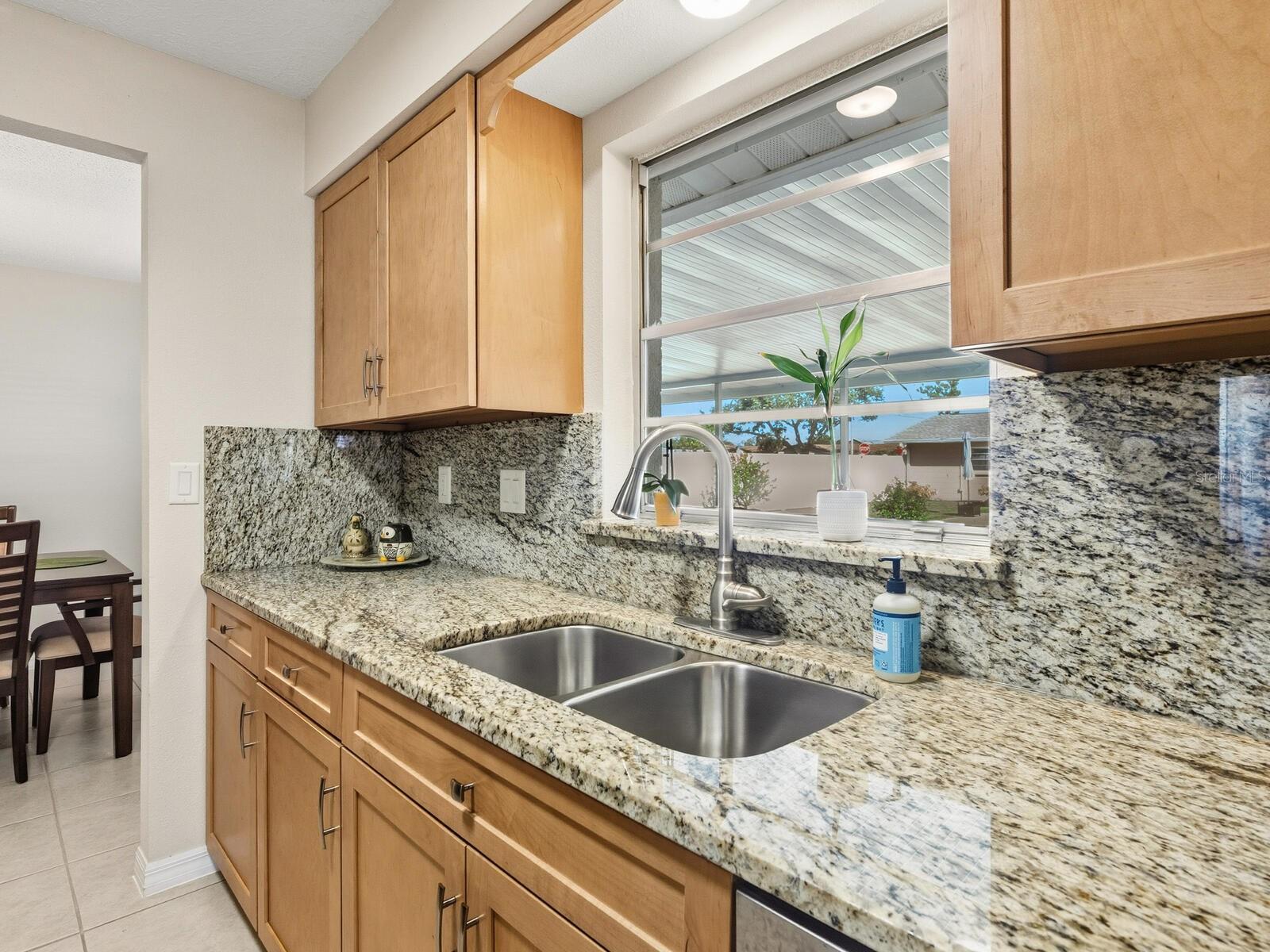 Image 12 of 49 For 2914 22nd Avenue W