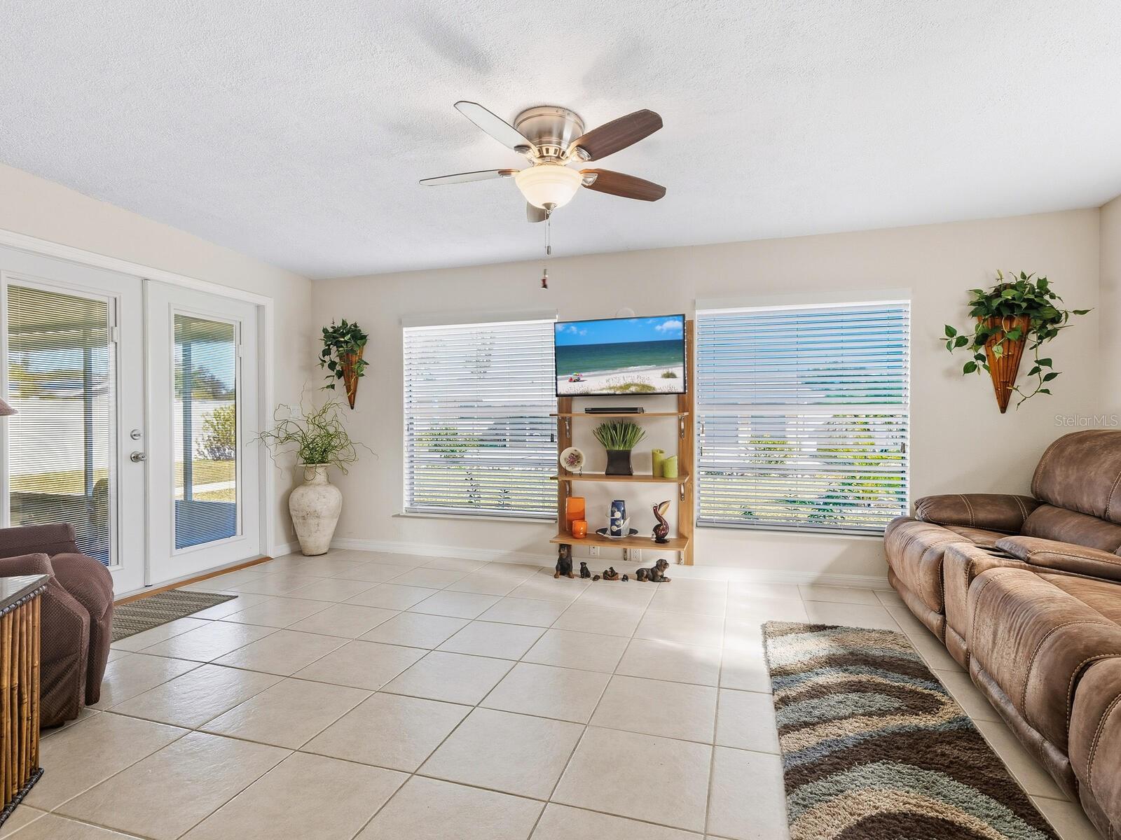 Image 16 of 49 For 2914 22nd Avenue W