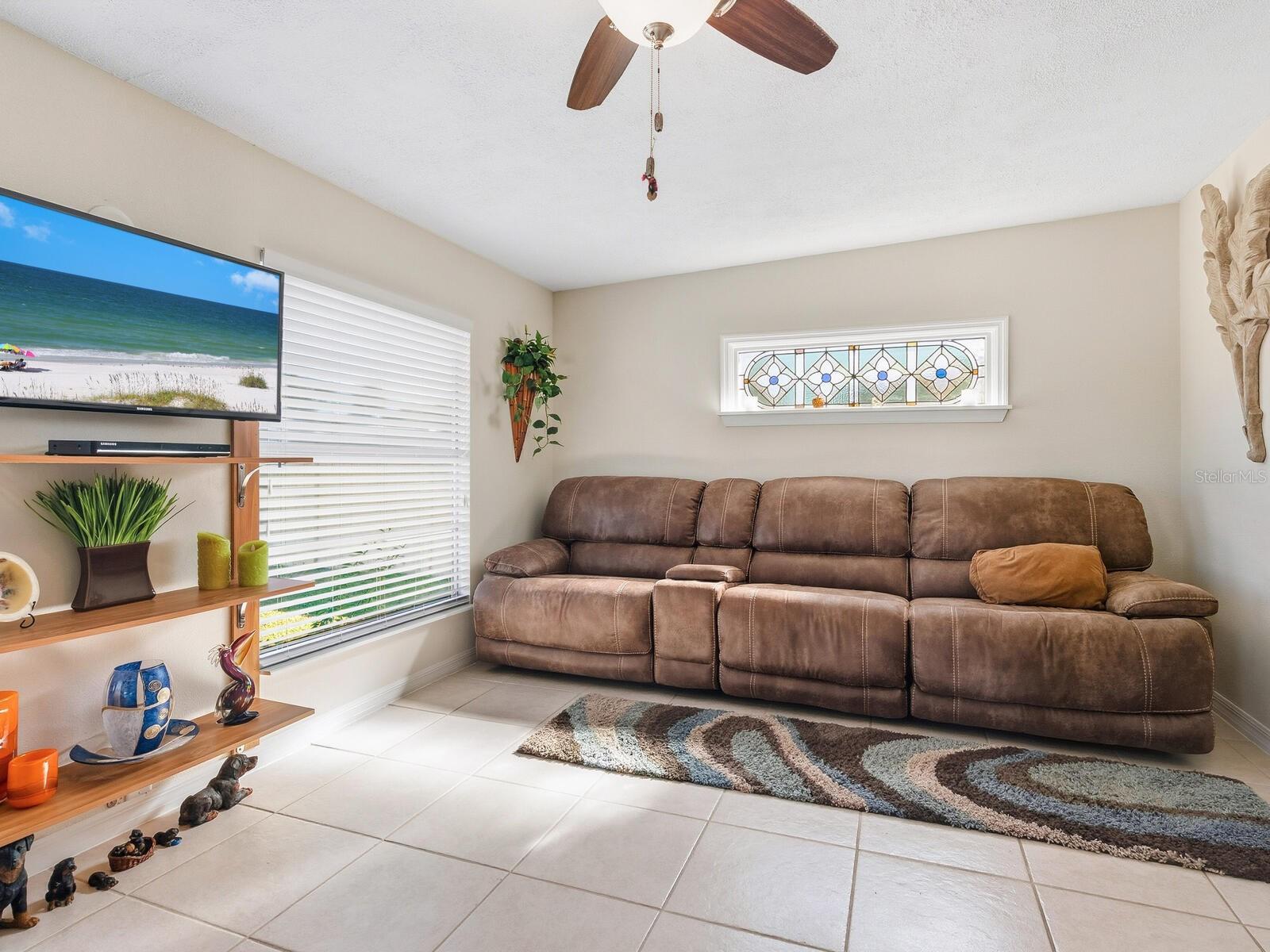 Image 17 of 49 For 2914 22nd Avenue W