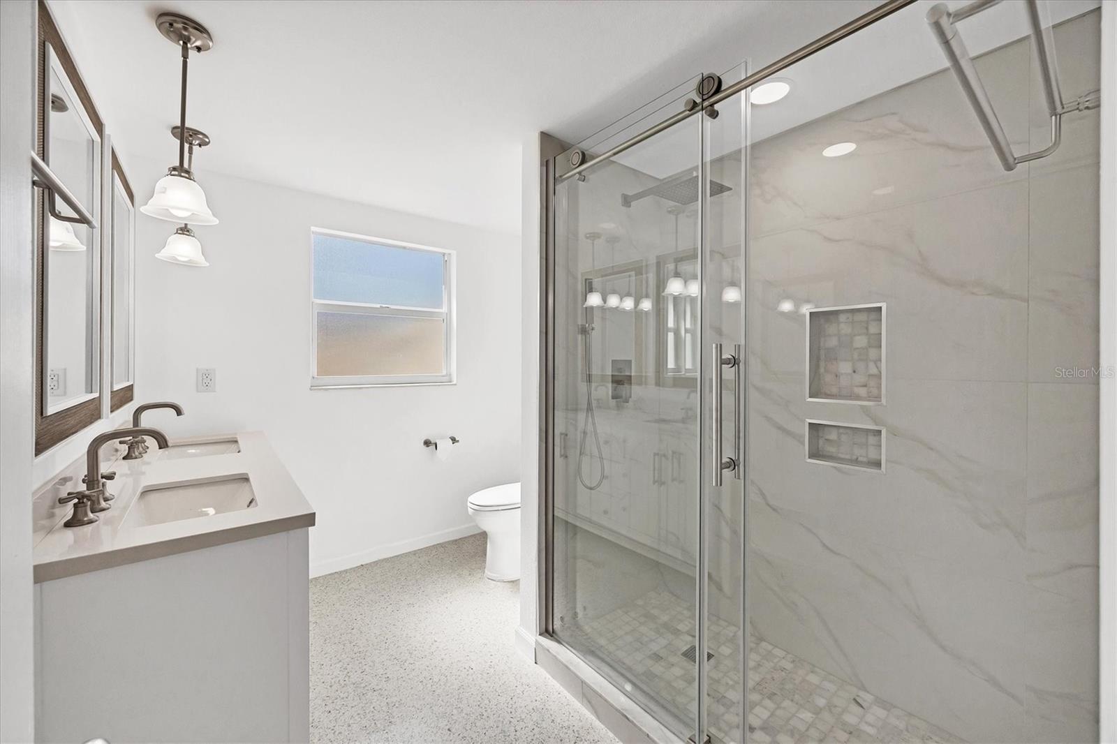 Image 19 of 38 For 6711 Lockwood Ridge Road