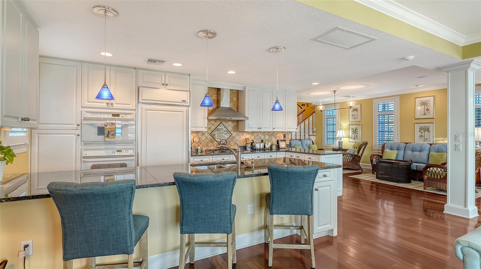 Image 18 of 79 For 31 Island Court