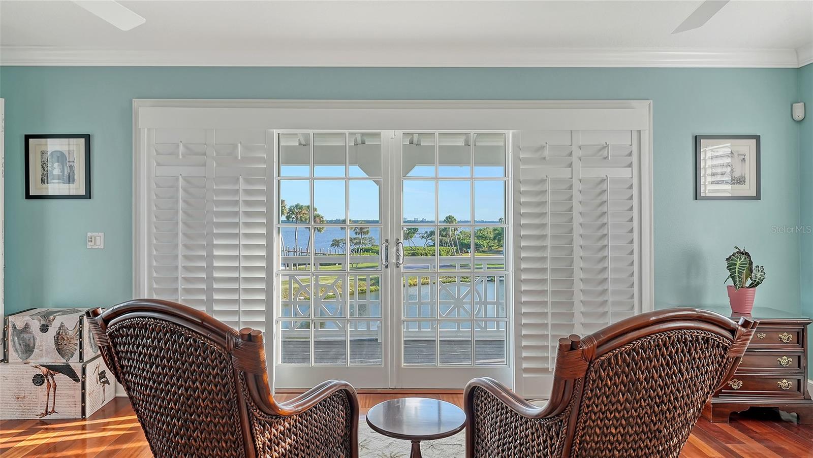 Image 25 of 79 For 31 Island Court