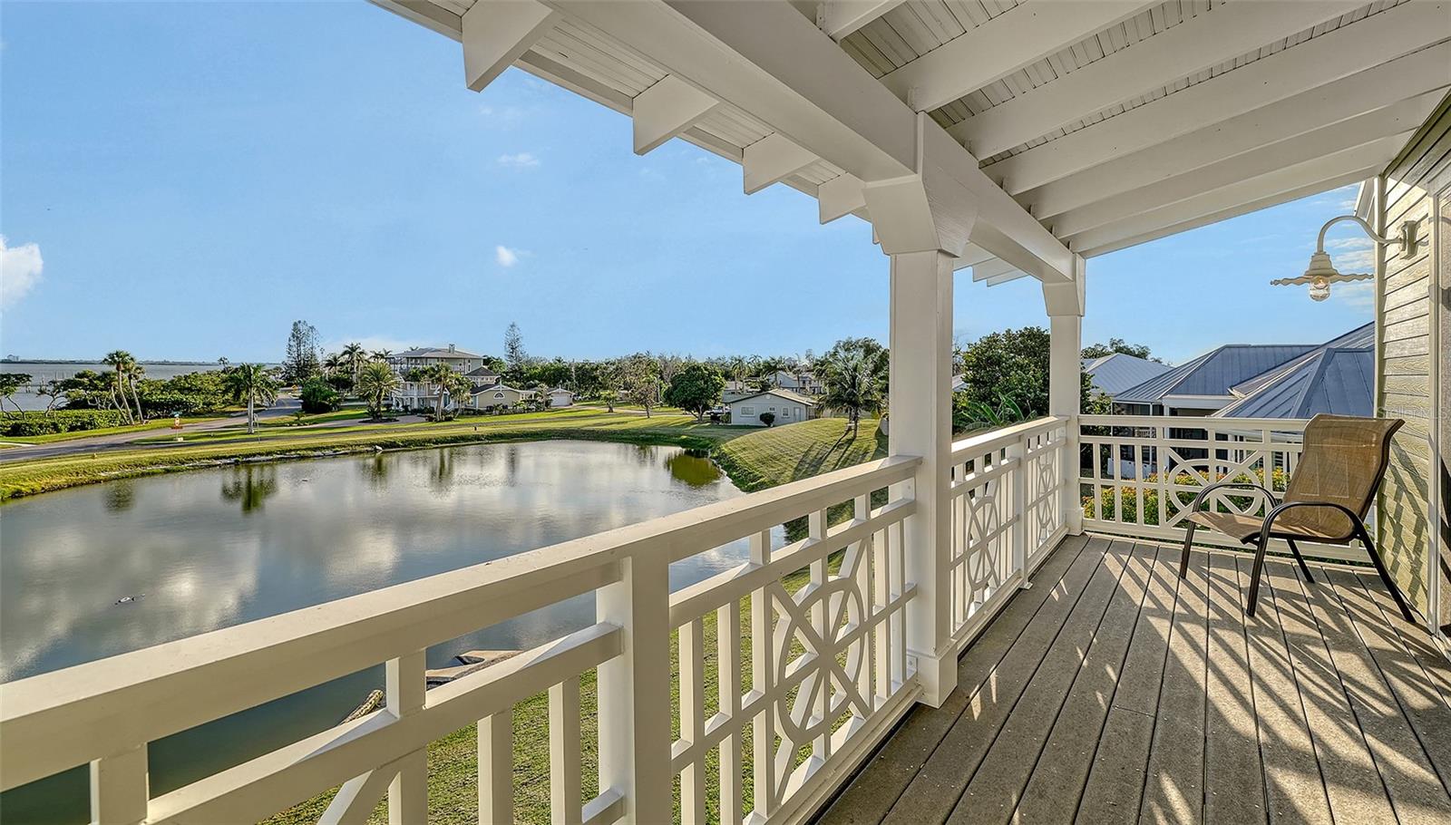 Image 30 of 79 For 31 Island Court