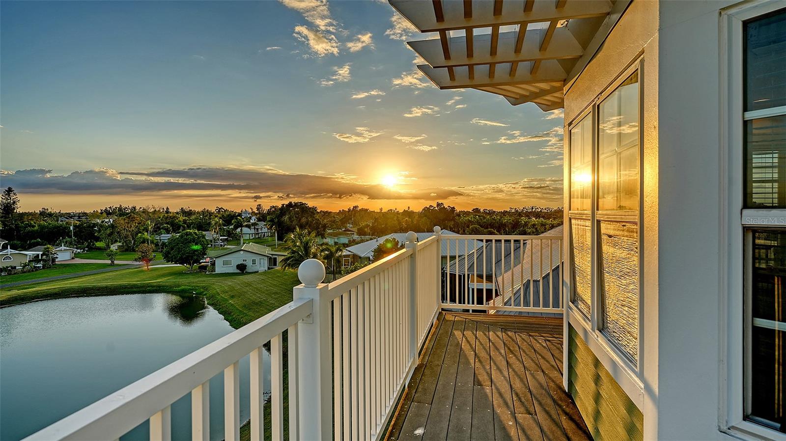 Image 40 of 79 For 31 Island Court