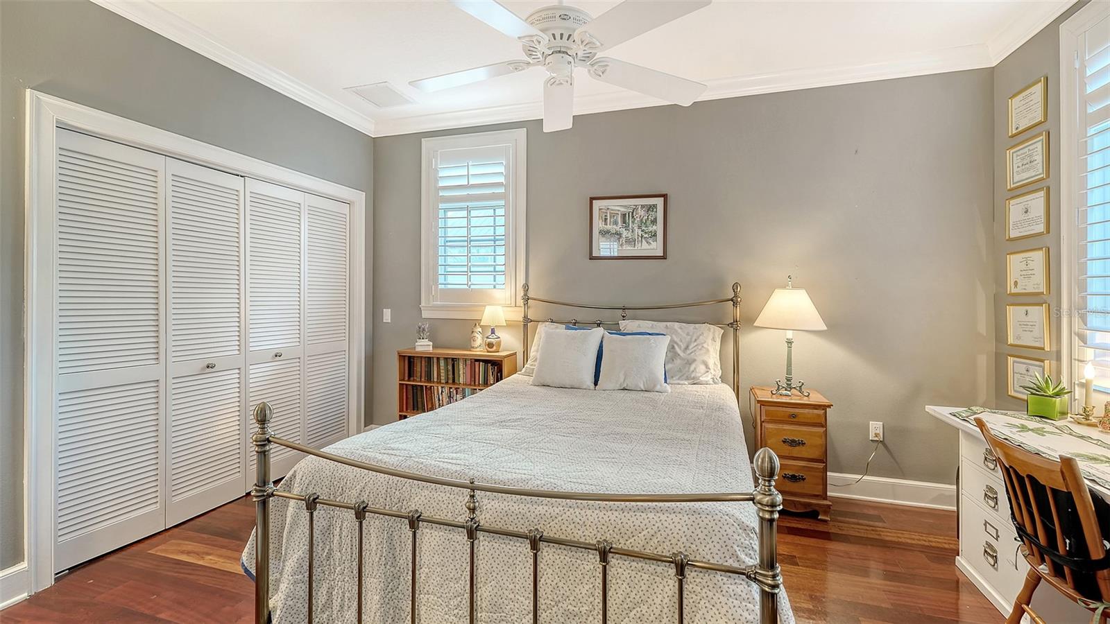 Image 52 of 79 For 31 Island Court