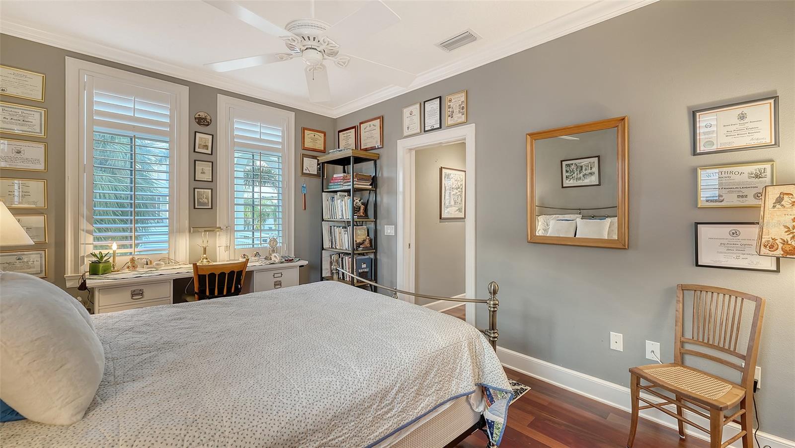 Image 54 of 79 For 31 Island Court