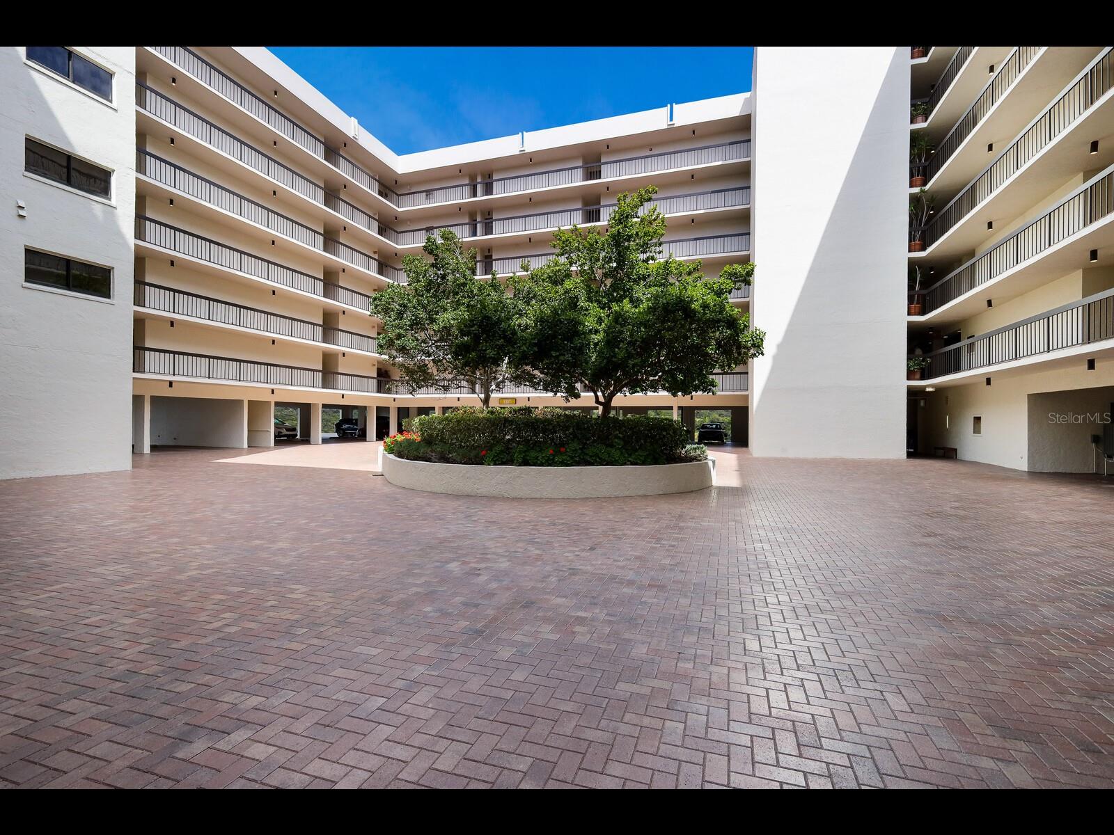 Image 2 of 43 For 2045 Gulf Of Mexico Drive M1-505