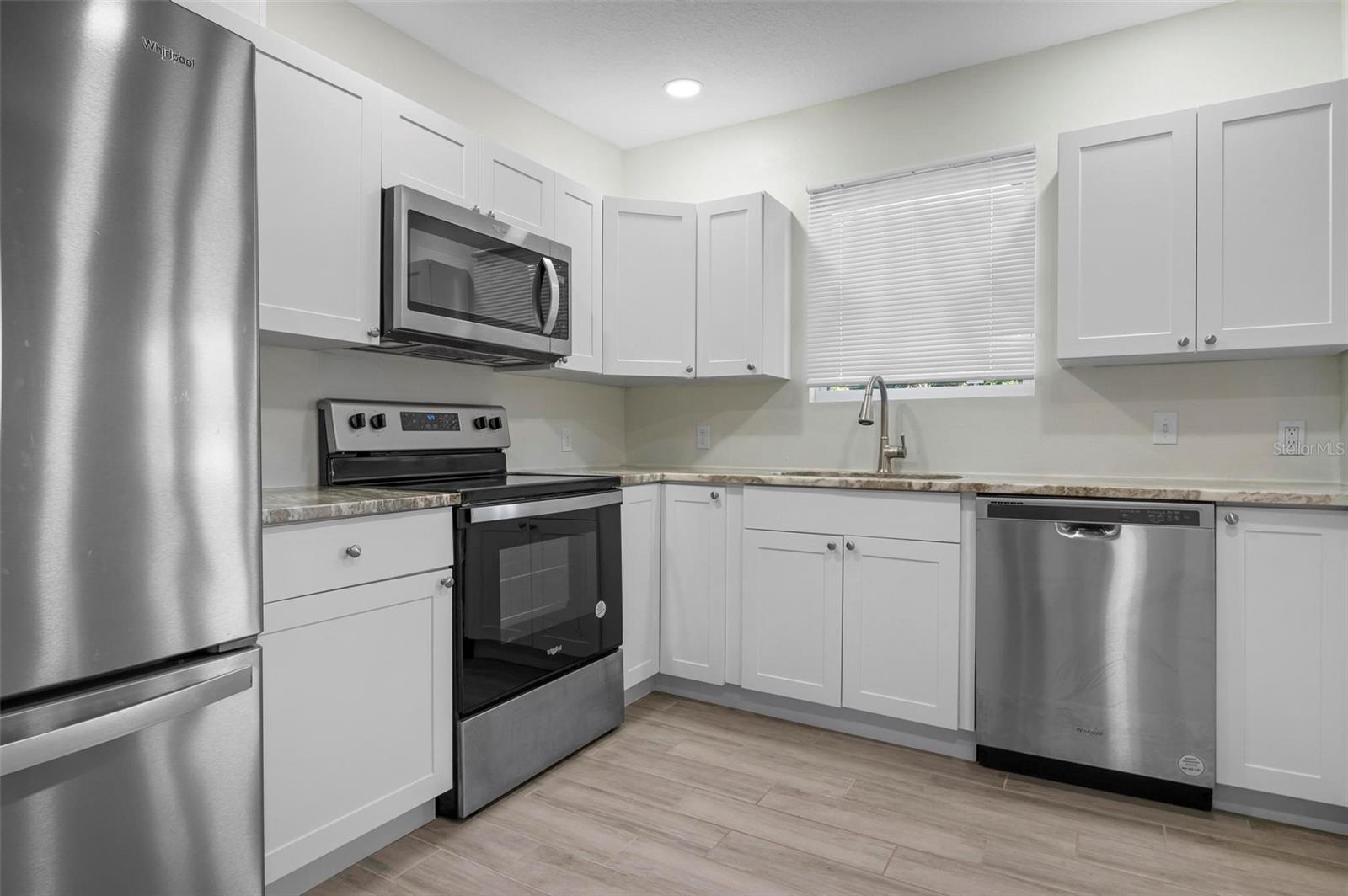 Image 12 of 38 For 1717 32nd Street