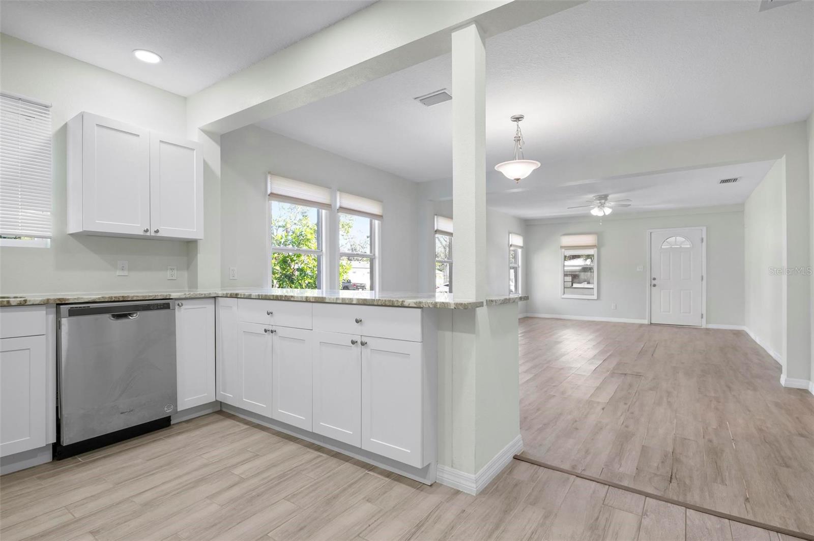 Image 13 of 38 For 1717 32nd Street
