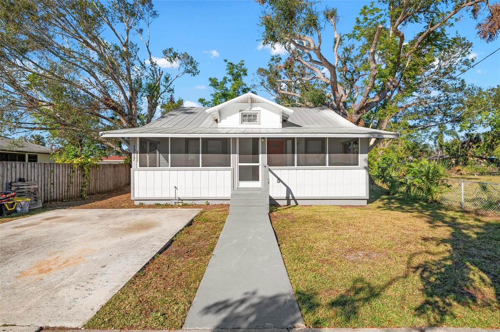 Image 38 of 38 For 1717 32nd Street