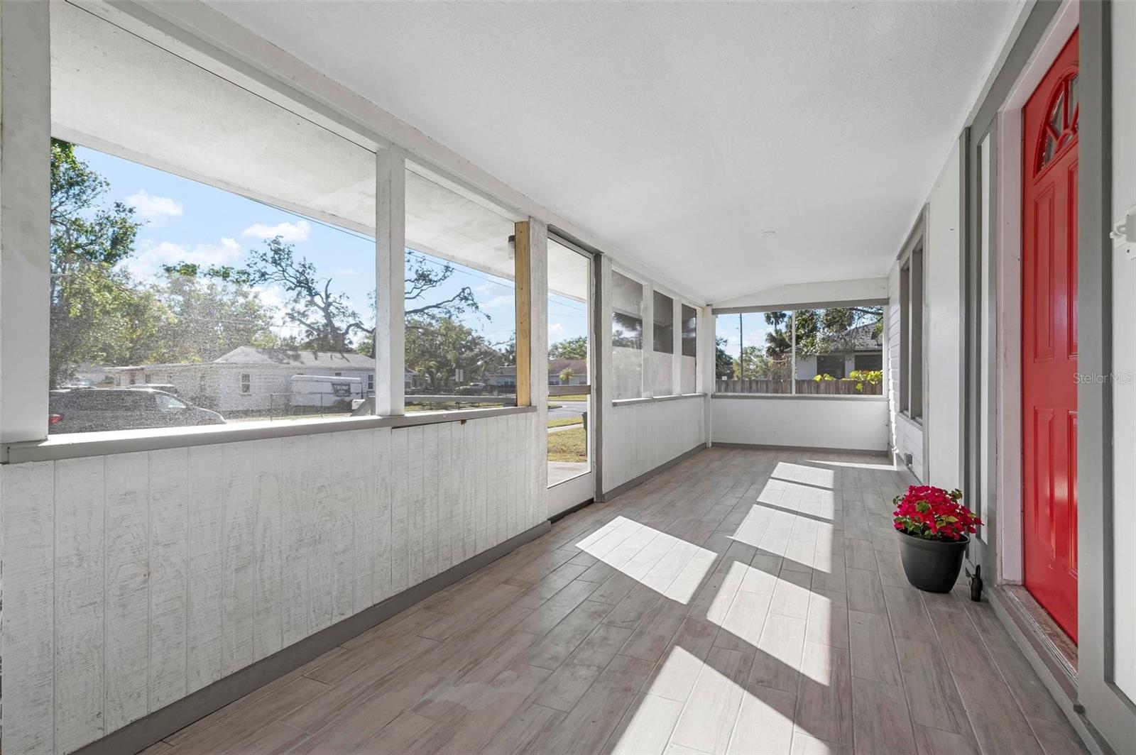 Image 4 of 38 For 1717 32nd Street