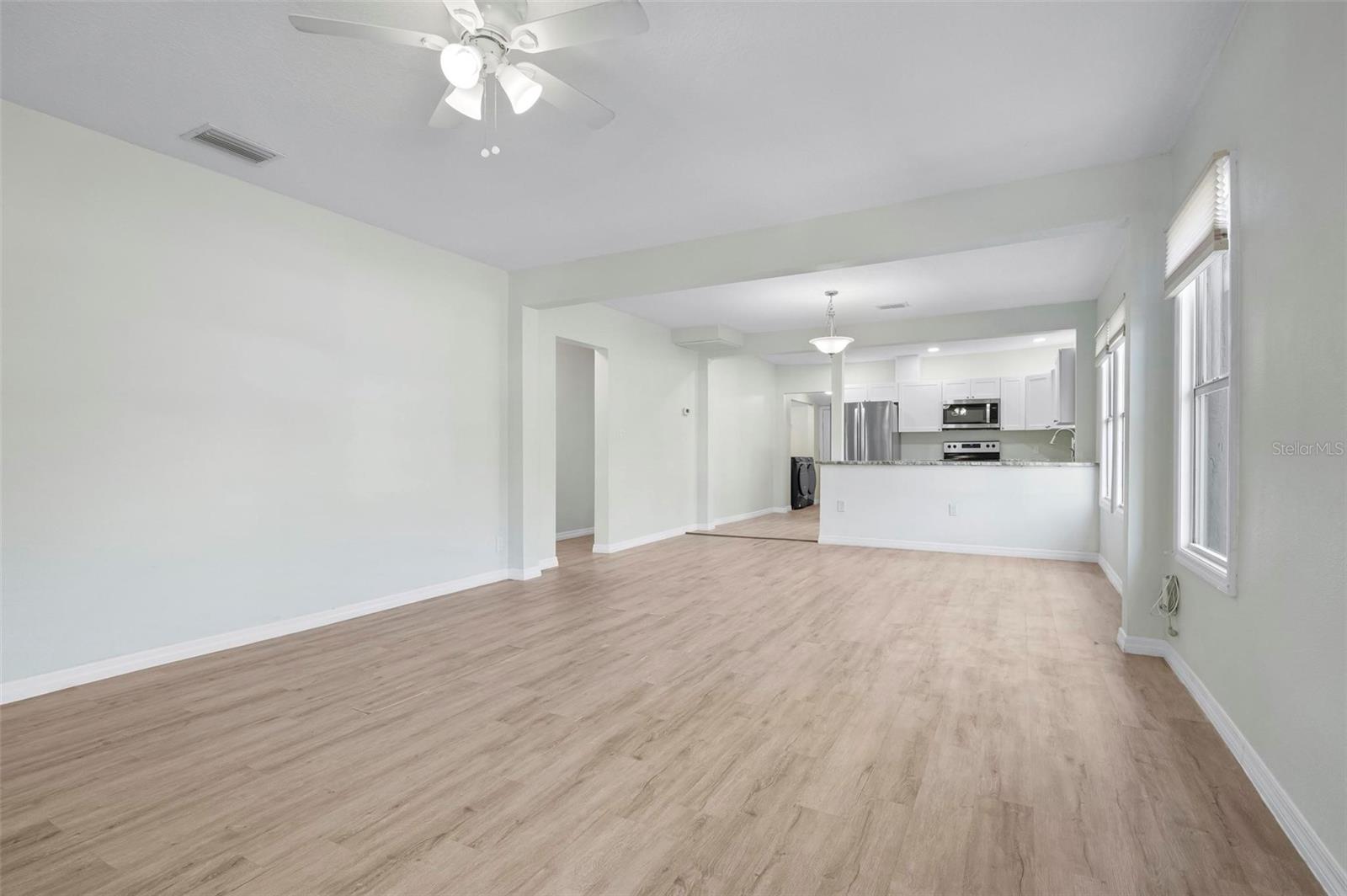 Image 5 of 38 For 1717 32nd Street