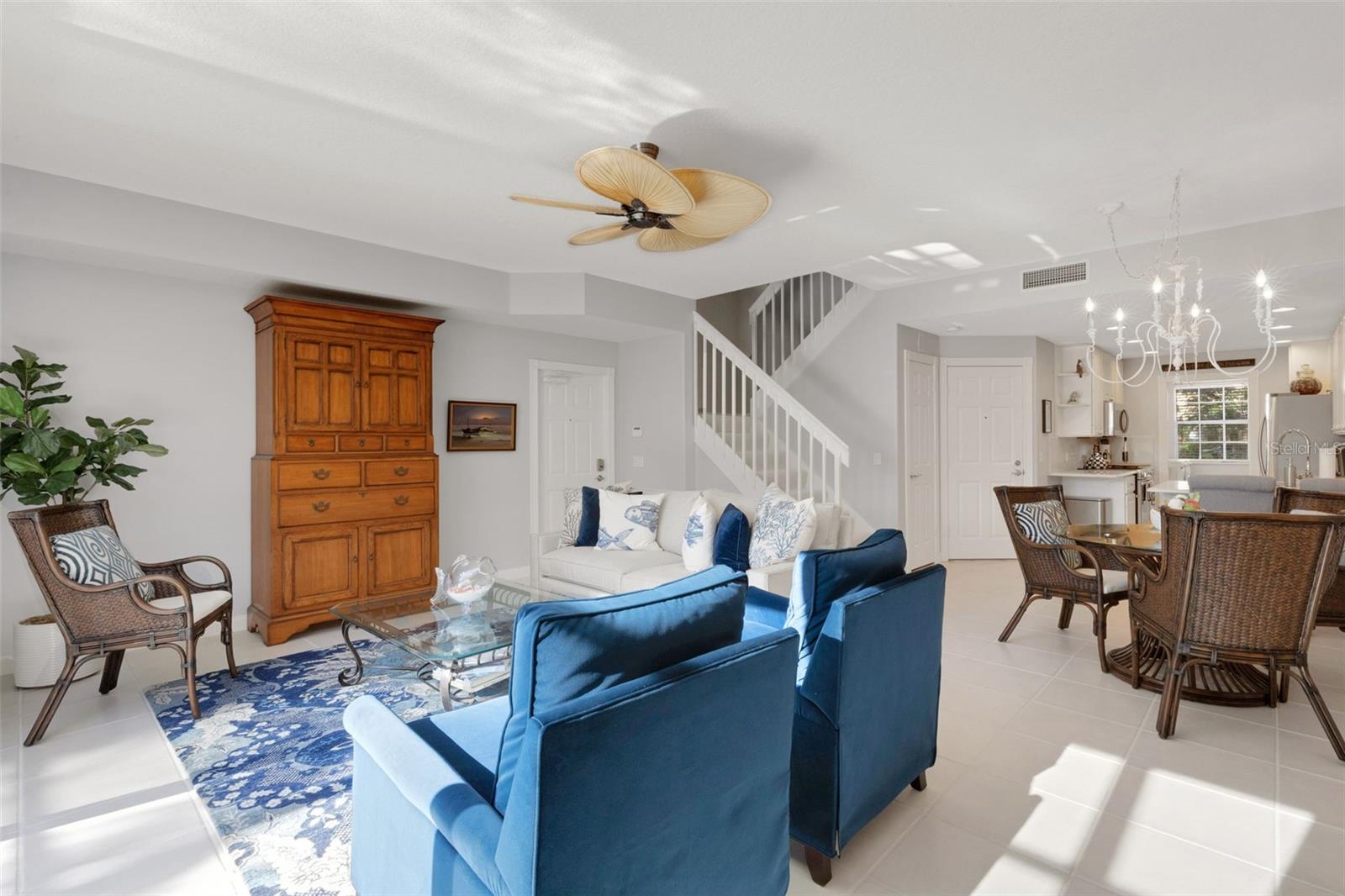 Image 19 of 72 For 7860 Bergamo Avenue