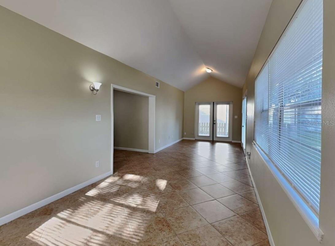 Image 14 of 14 For 8025 Excalibur Court