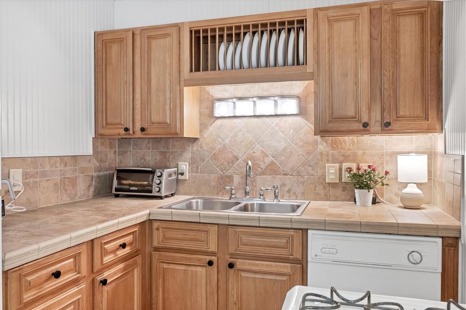 Image 14 of 39 For 300 Pocono Trail E