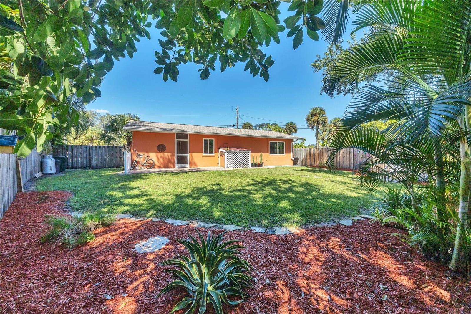 Image 31 of 39 For 300 Pocono Trail E