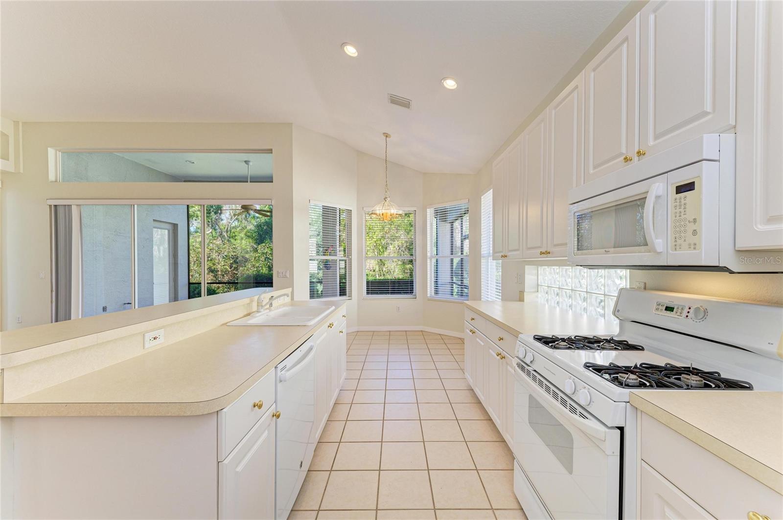 Image 21 of 63 For 6710 Pebble Beach Way