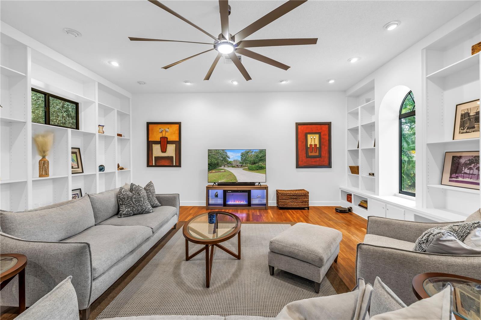 Image 22 of 68 For 4605 Stone Ridge Trail