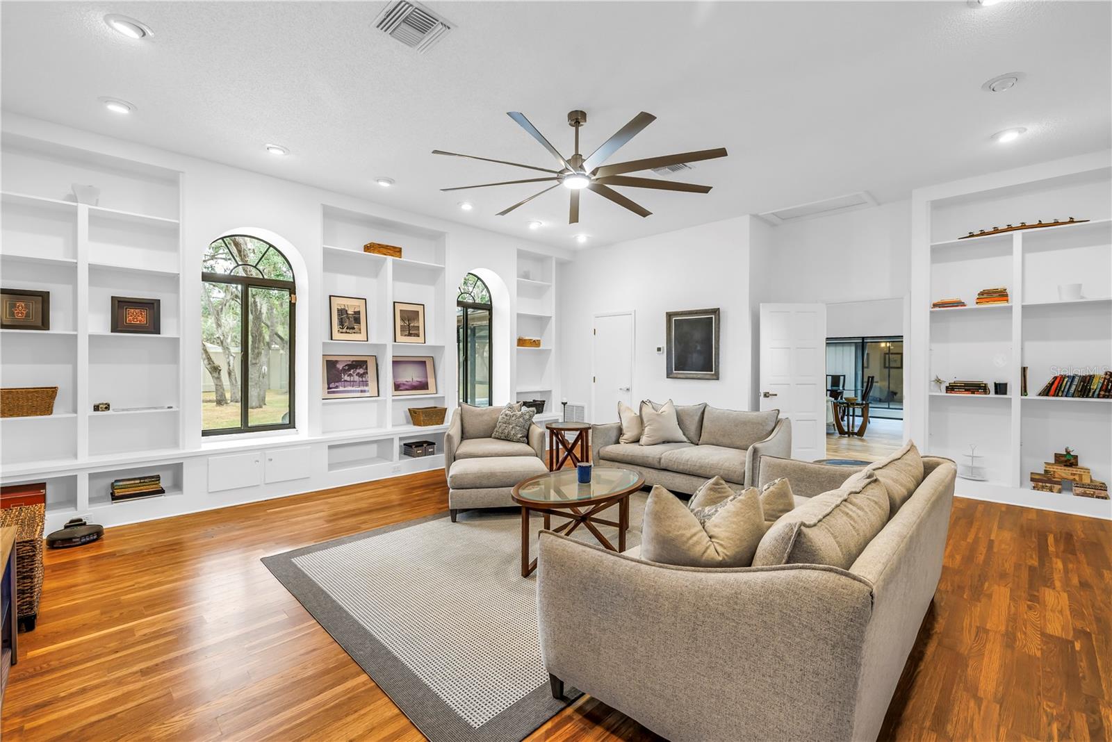 Image 23 of 68 For 4605 Stone Ridge Trail