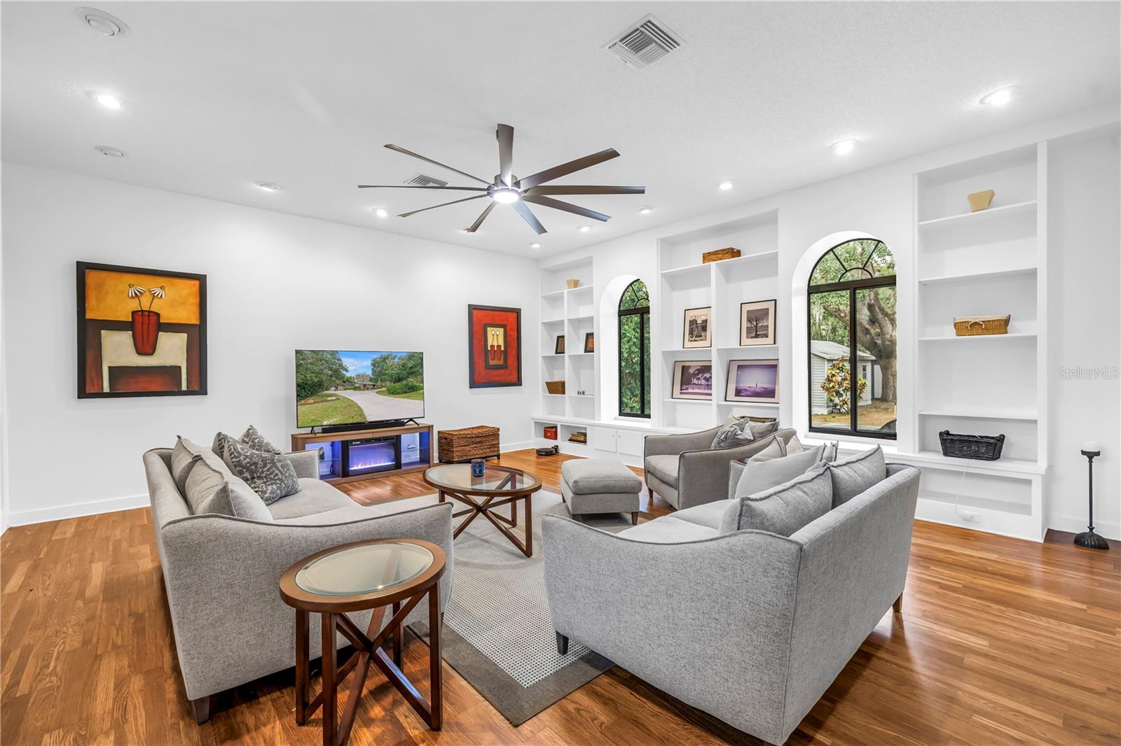 Image 25 of 68 For 4605 Stone Ridge Trail