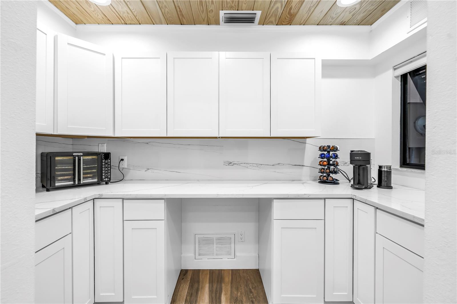 Image 9 of 68 For 4605 Stone Ridge Trail