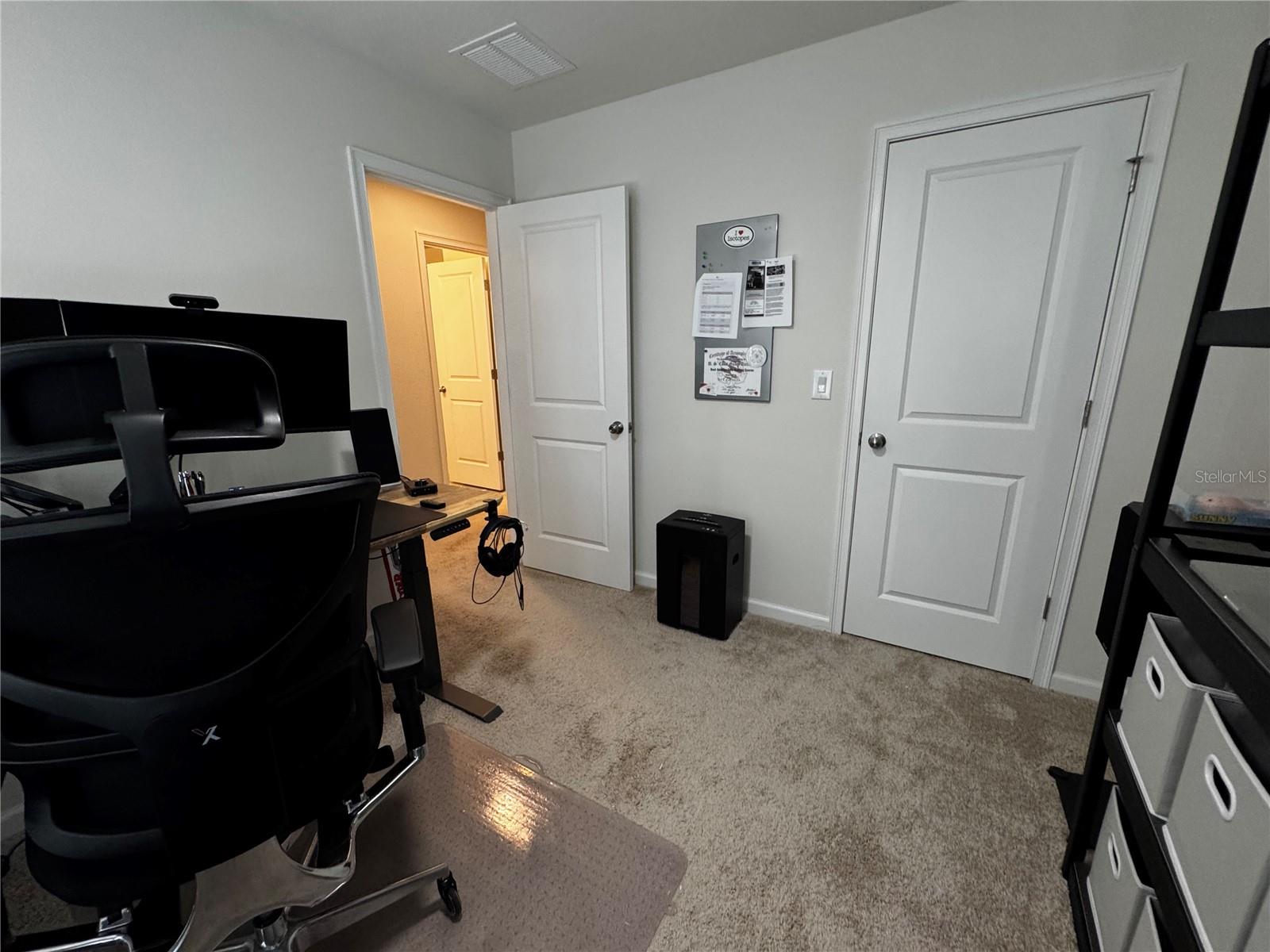 Image 19 of 46 For 11665 Rolling Green Drive