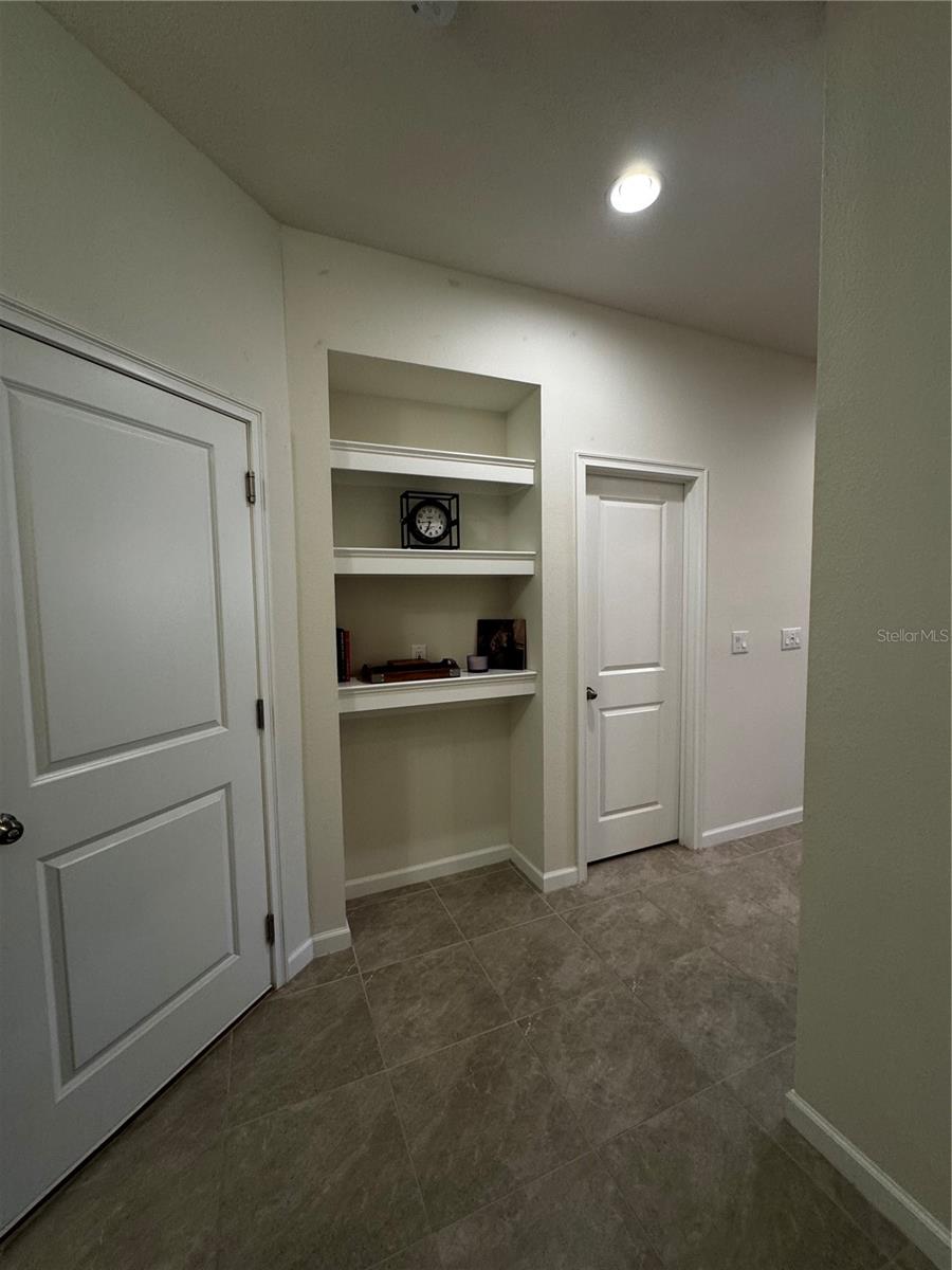 Image 7 of 46 For 11665 Rolling Green Drive