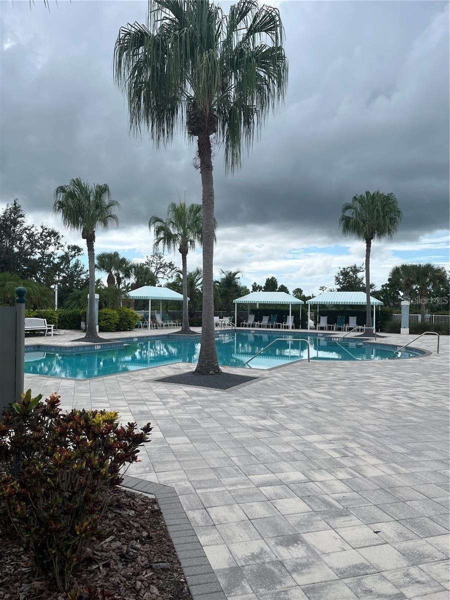 Image 24 of 28 For 10710 Falling Leaf Court