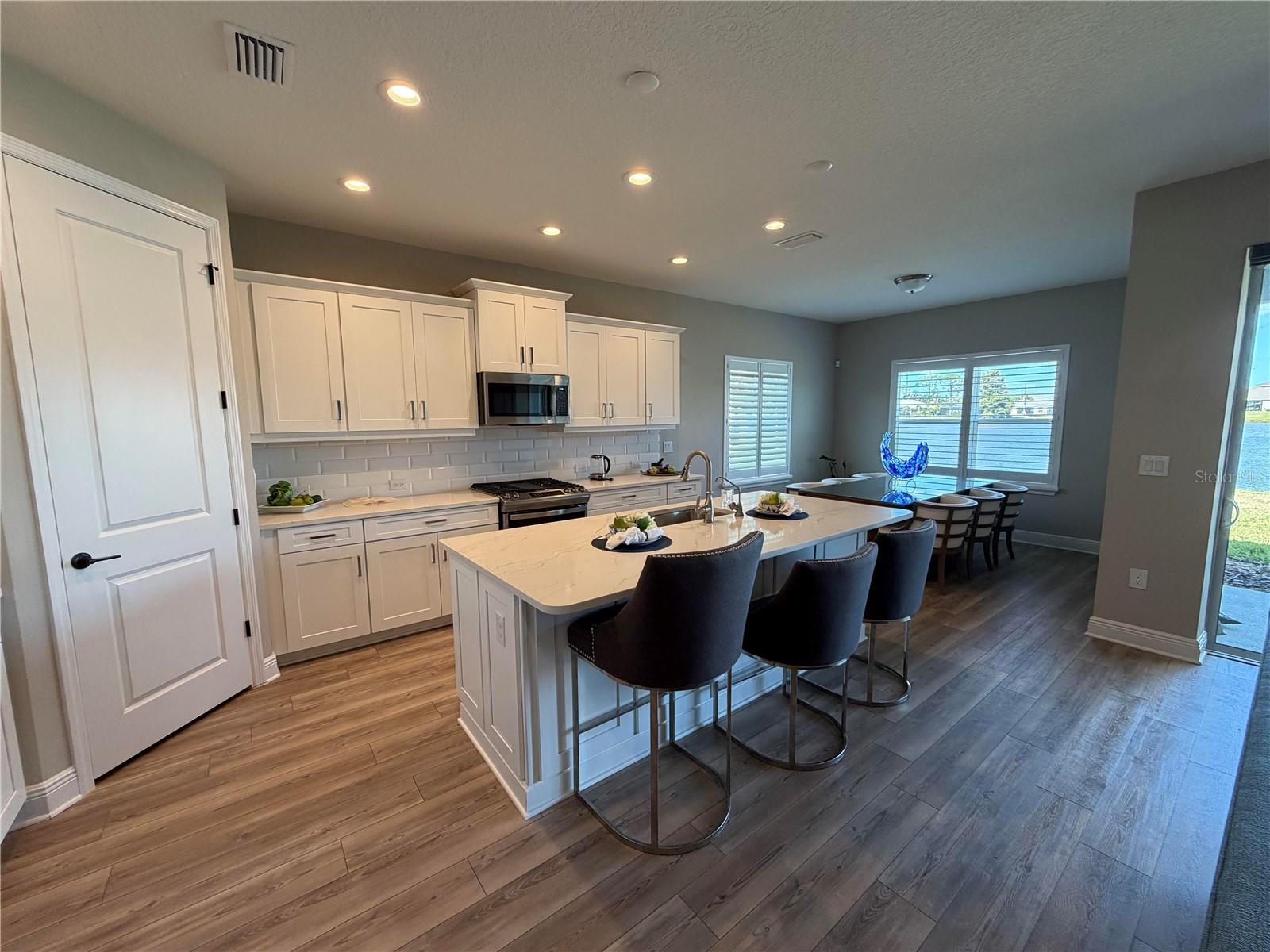 Image 8 of 28 For 10710 Falling Leaf Court