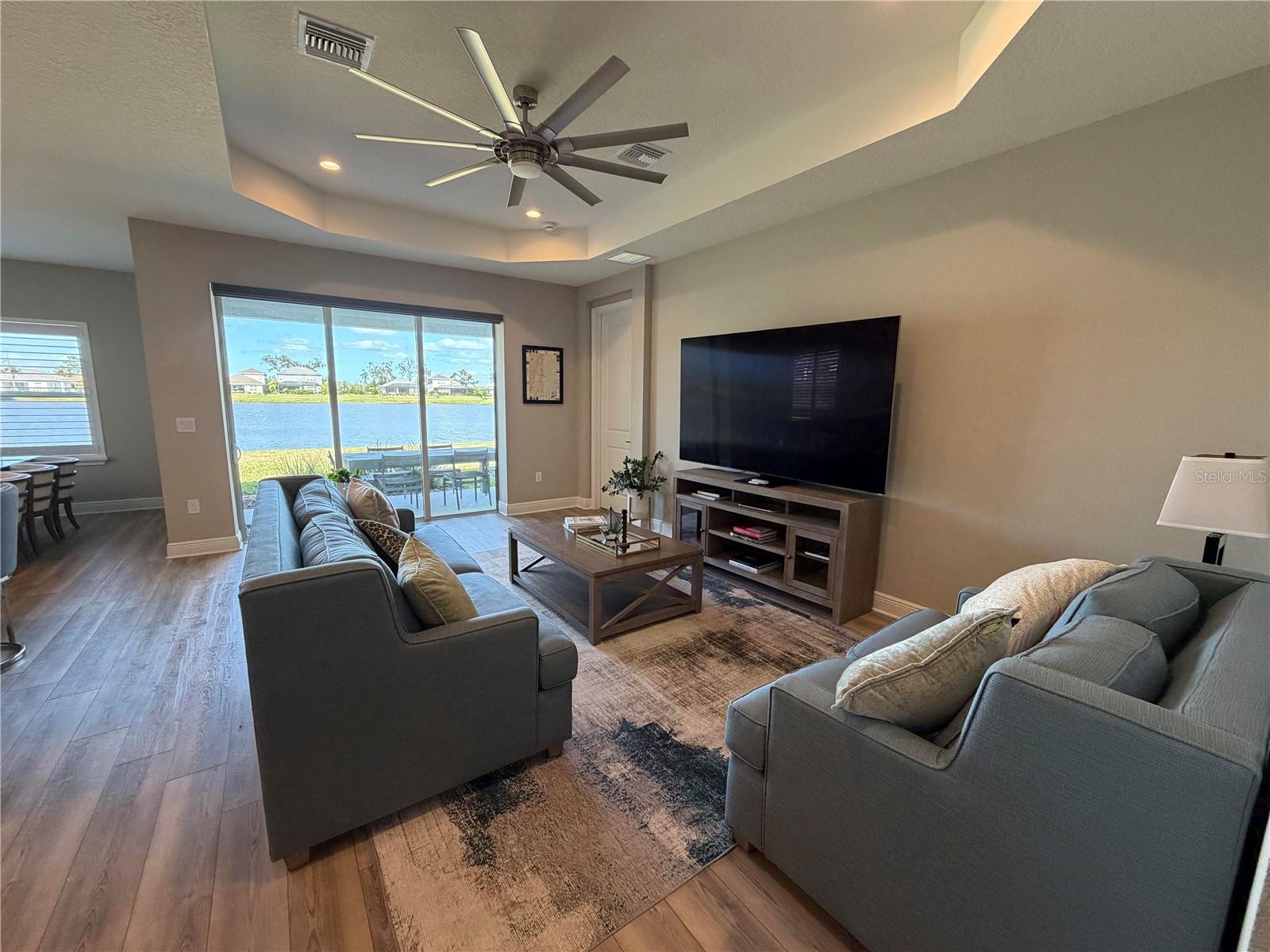 Image 9 of 28 For 10710 Falling Leaf Court