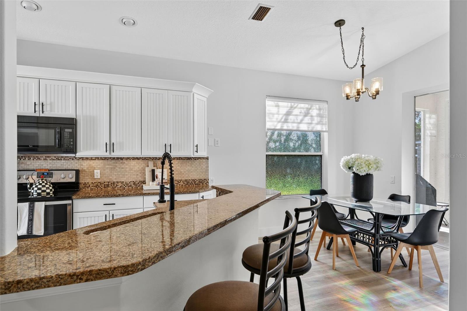 Image 15 of 57 For 8466 Idlewood Court