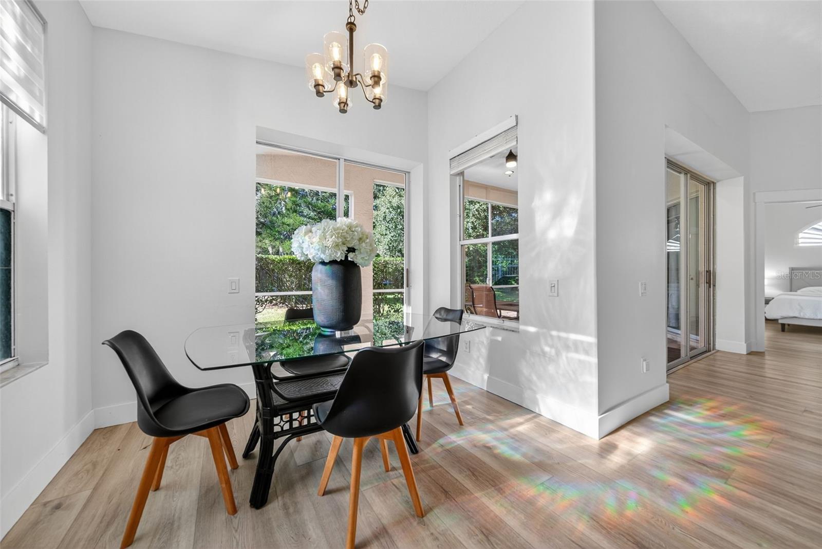 Image 18 of 57 For 8466 Idlewood Court