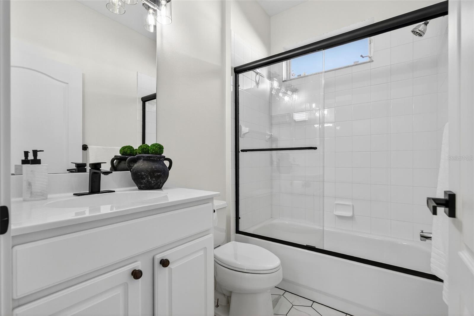 Image 27 of 57 For 8466 Idlewood Court