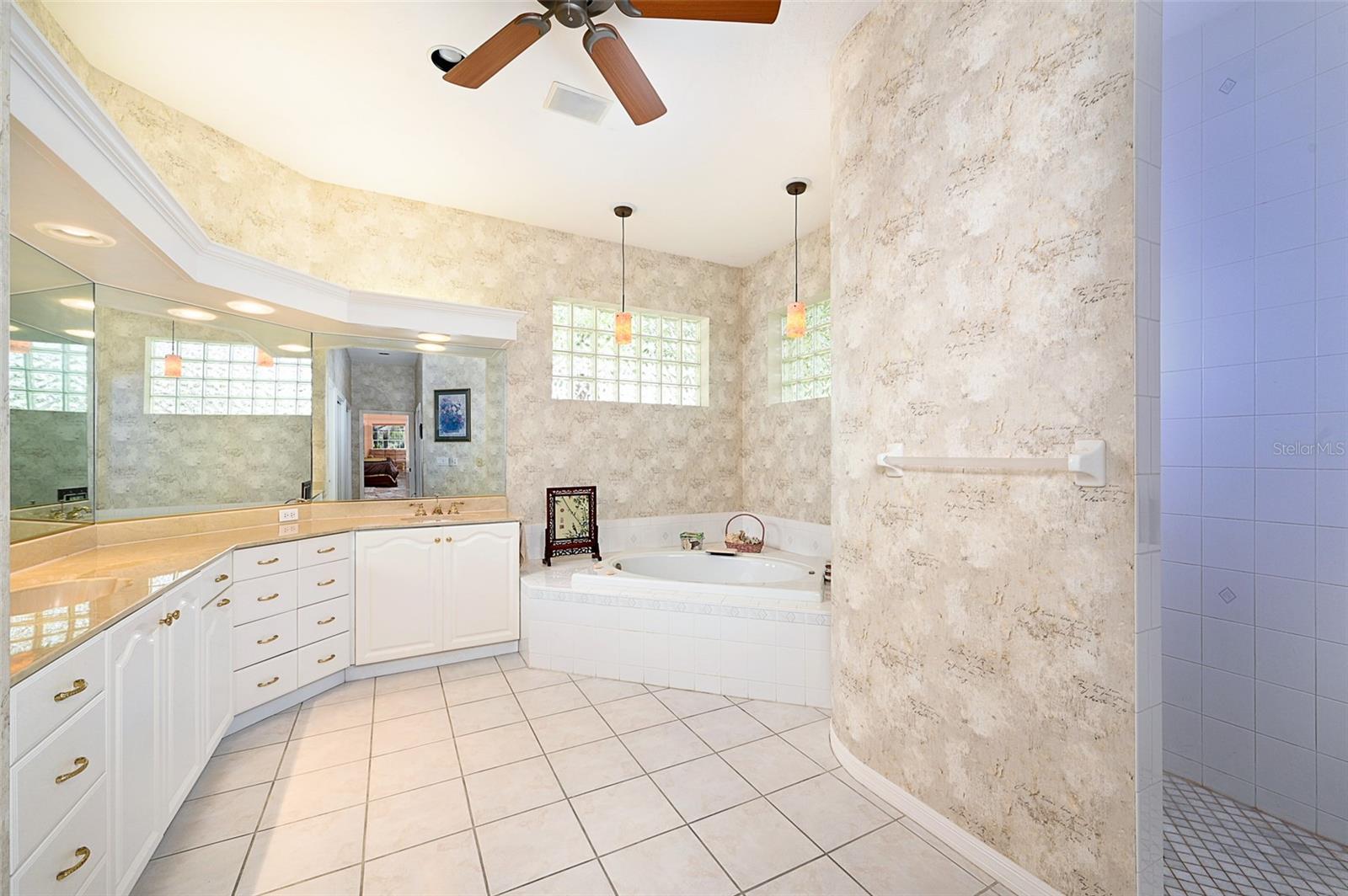Image 18 of 53 For 3718 Boca Pointe Drive