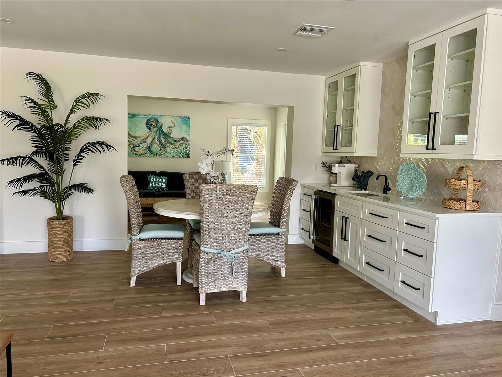 Image 22 of 34 For 1625 Idle Lane