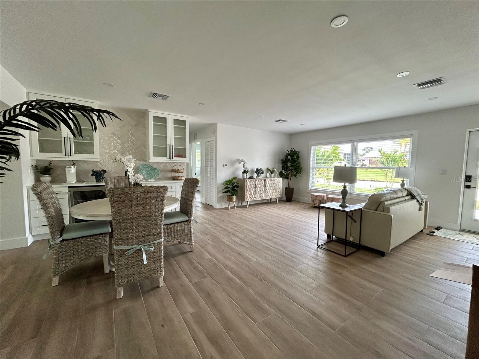 Image 4 of 34 For 1625 Idle Lane