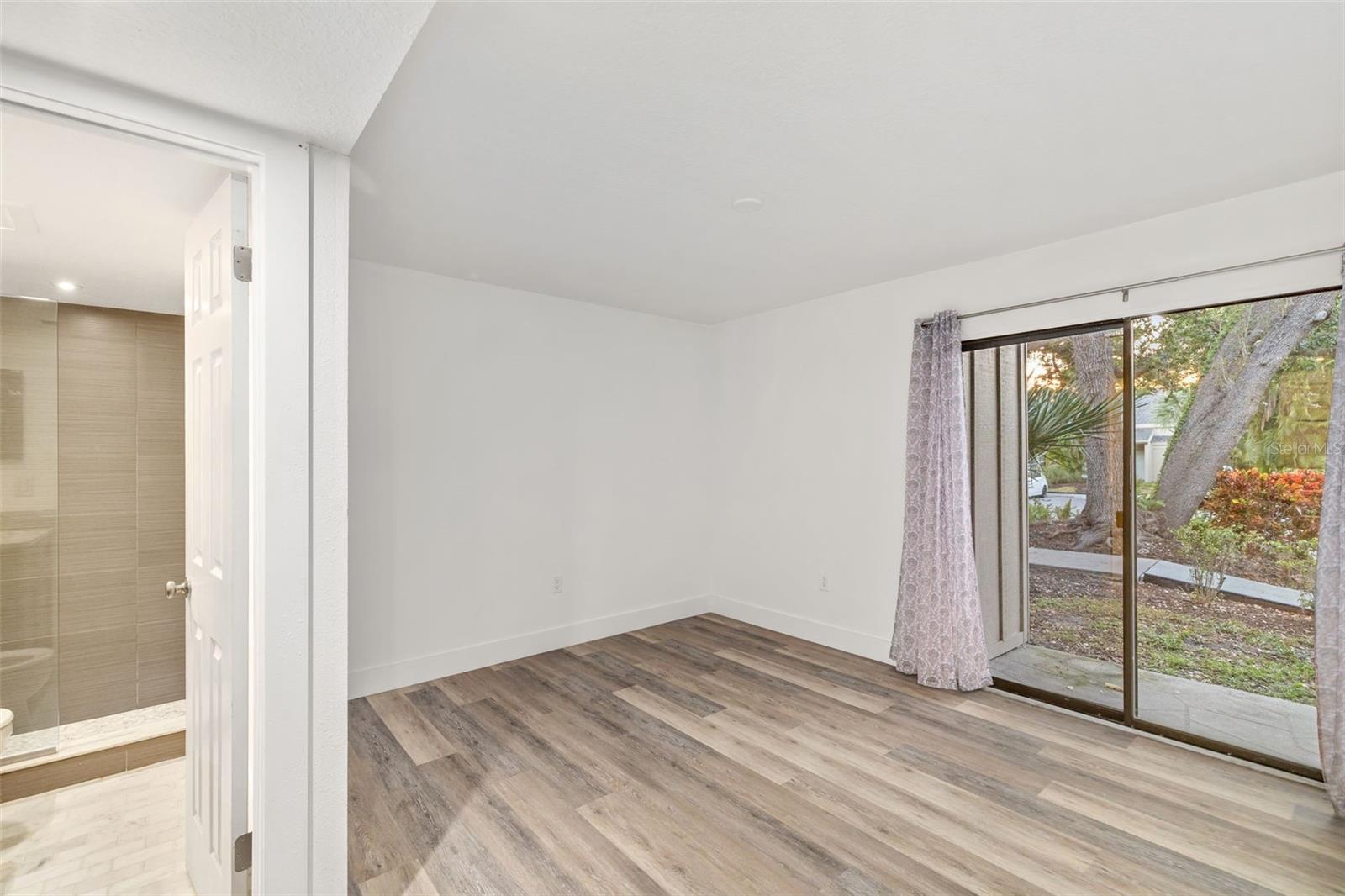 Image 9 of 66 For 2224 Bahia Vista Street E1