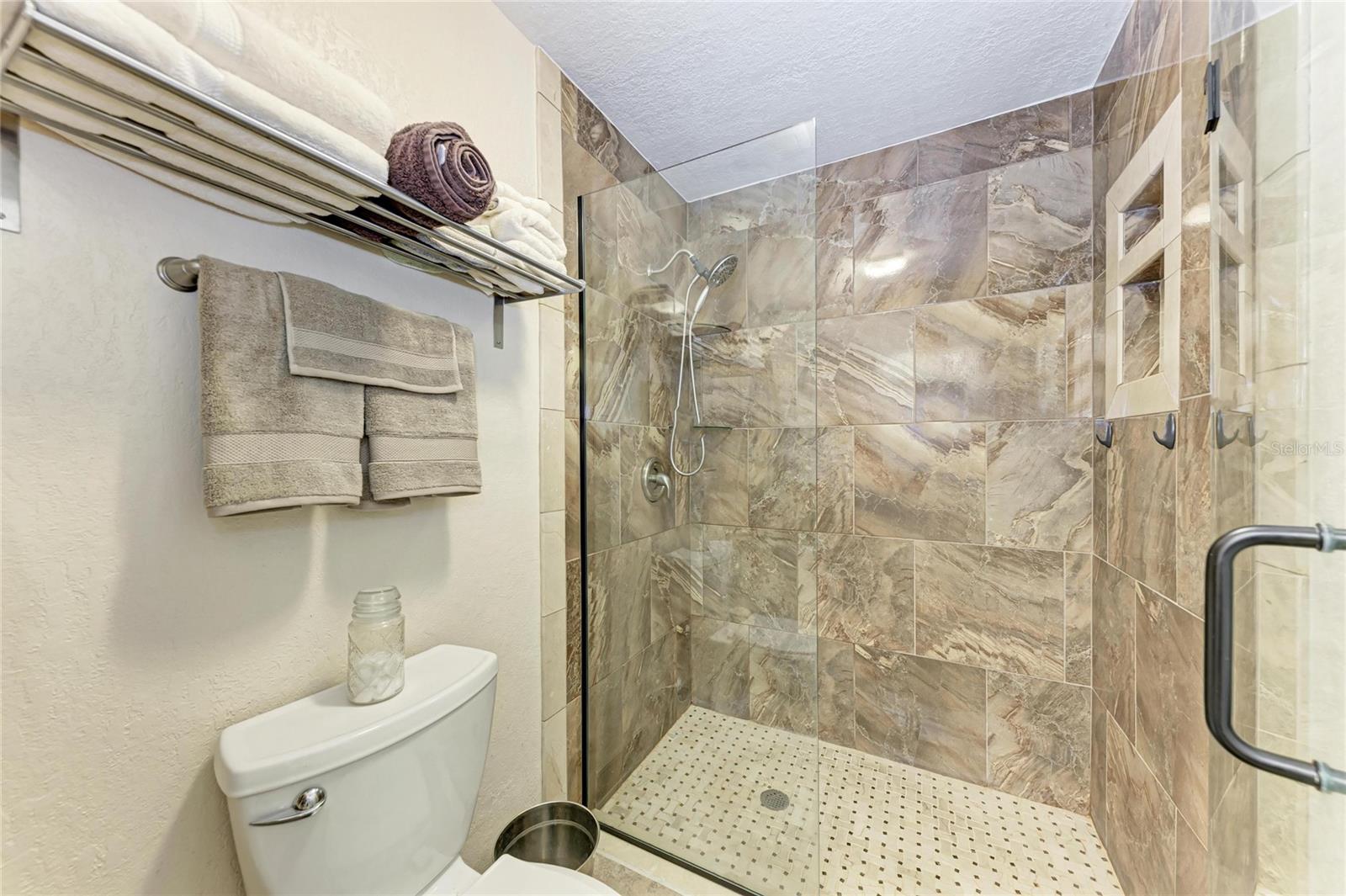 Image 24 of 44 For 3406 Falcon Place