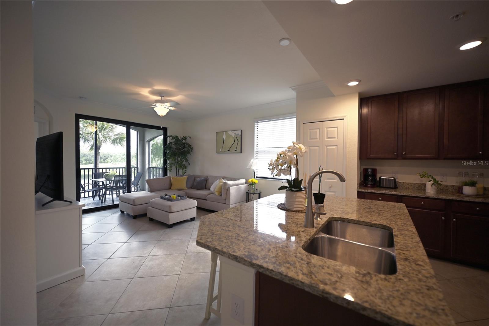 Image 15 of 50 For 16904 Vardon Terrace 208