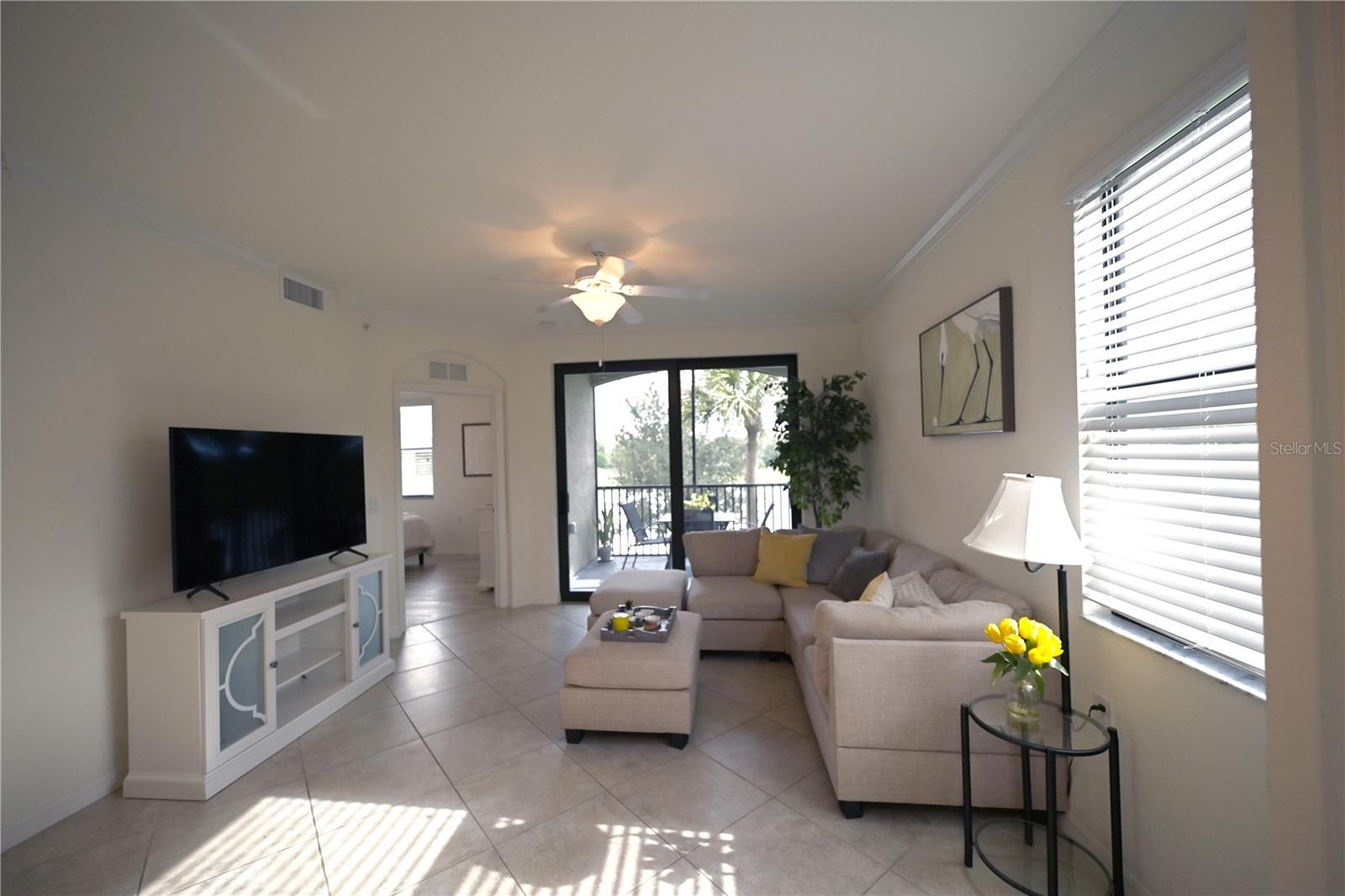 Image 17 of 50 For 16904 Vardon Terrace 208